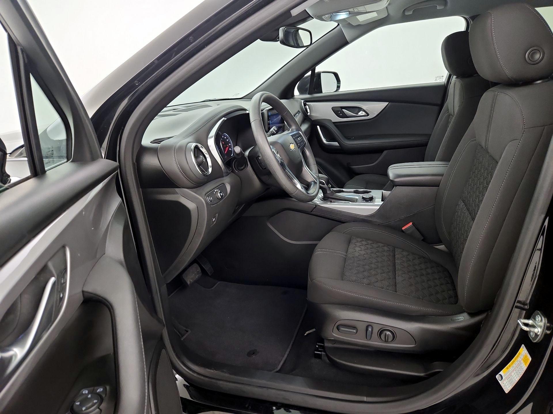 Thumbnail: 2022 Chevrolet Blazer - 11