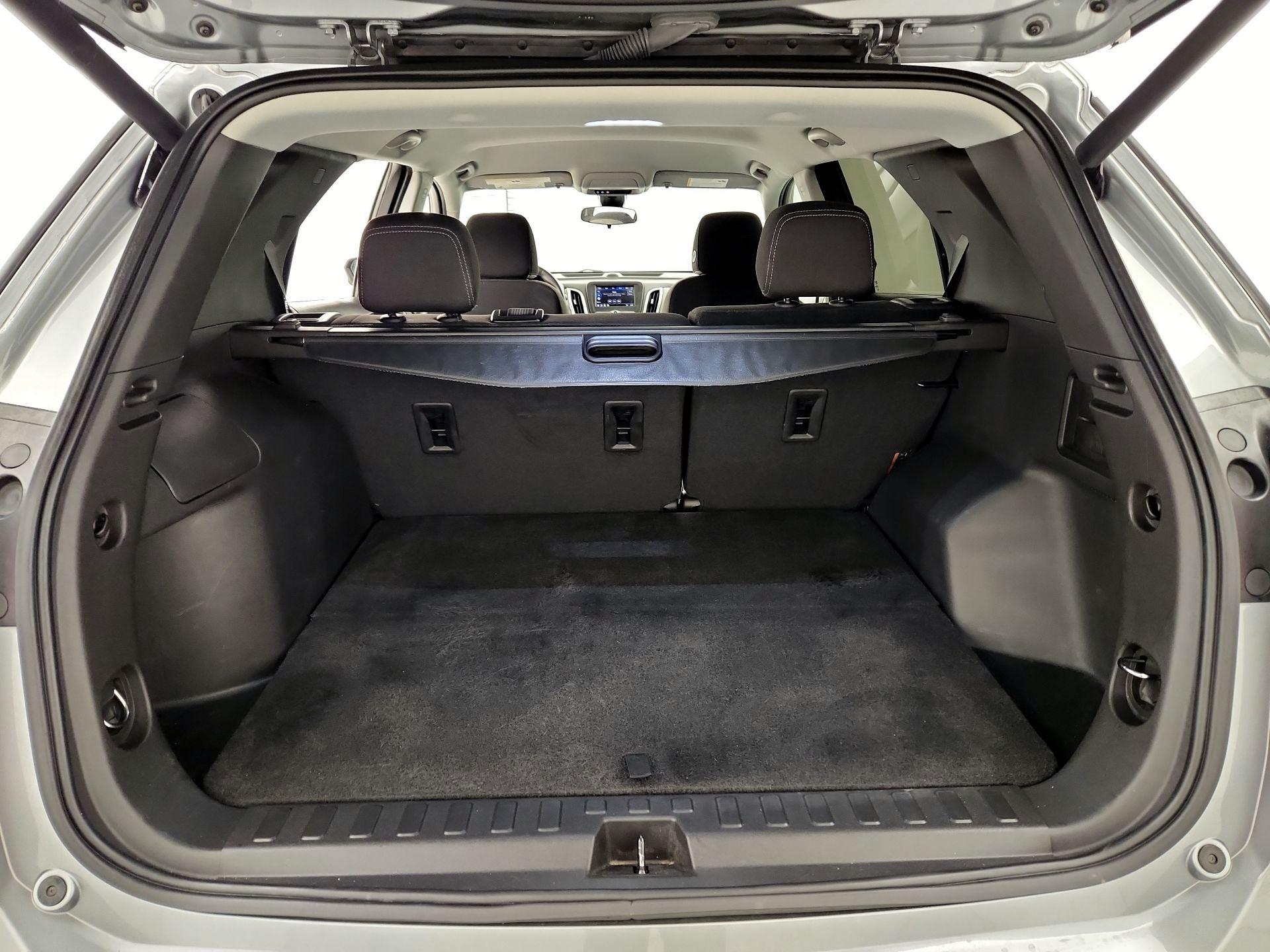 Thumbnail: 2023 Chevrolet Equinox - 20