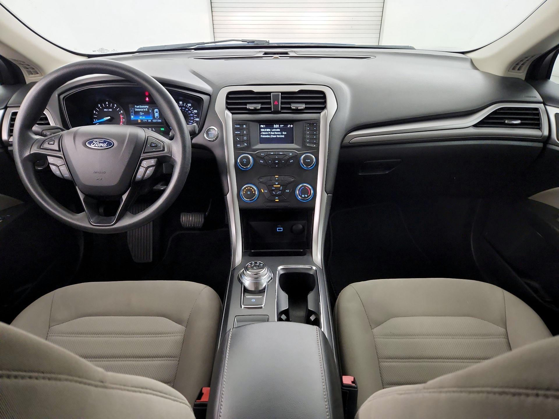 Thumbnail: 2020 Ford Fusion - 9