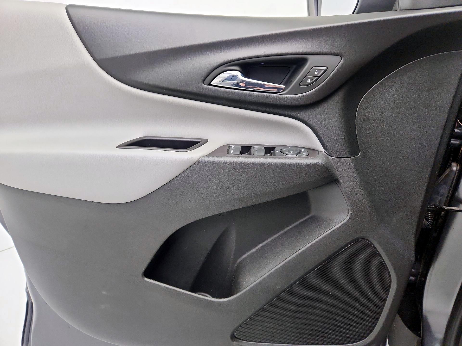 Thumbnail: 2022 Chevrolet Equinox - 12