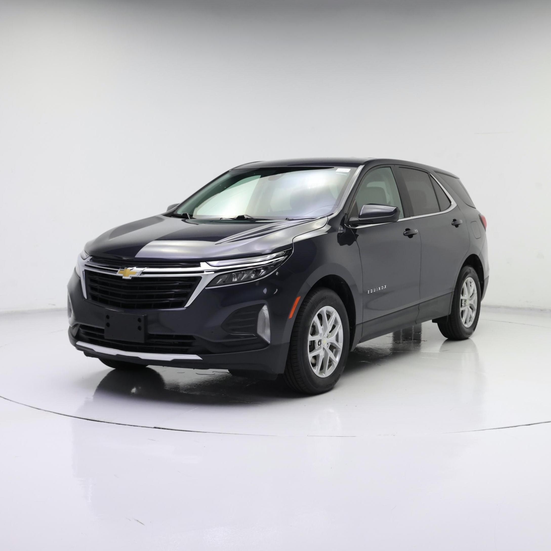 Thumbnail: 2022 Chevrolet Equinox - 4