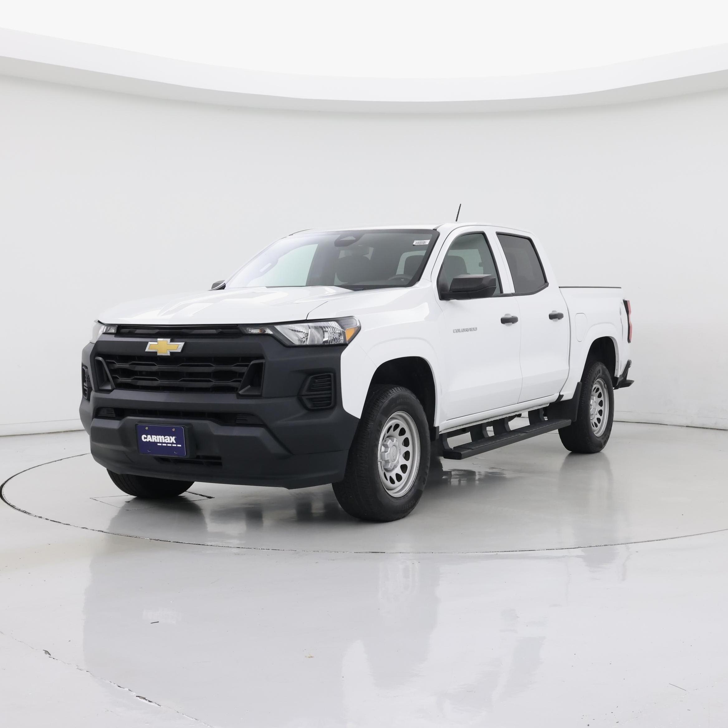 Thumbnail: 2023 Chevrolet Colorado - 4