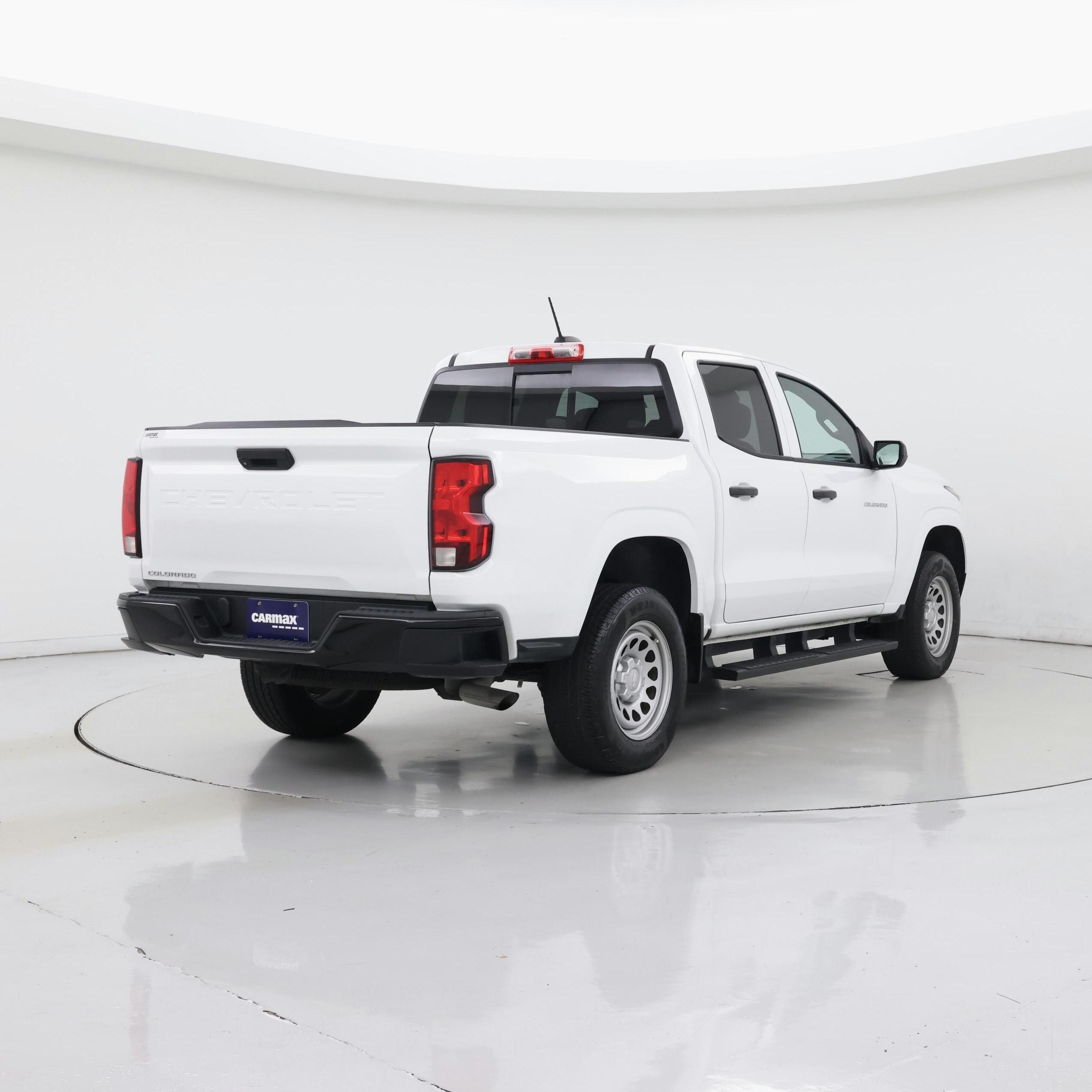 Thumbnail: 2023 Chevrolet Colorado - 8