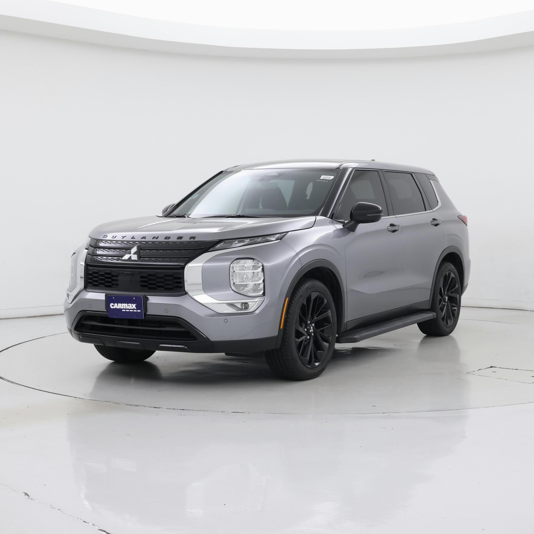 Thumbnail: 2023 Mitsubishi Outlander - 4