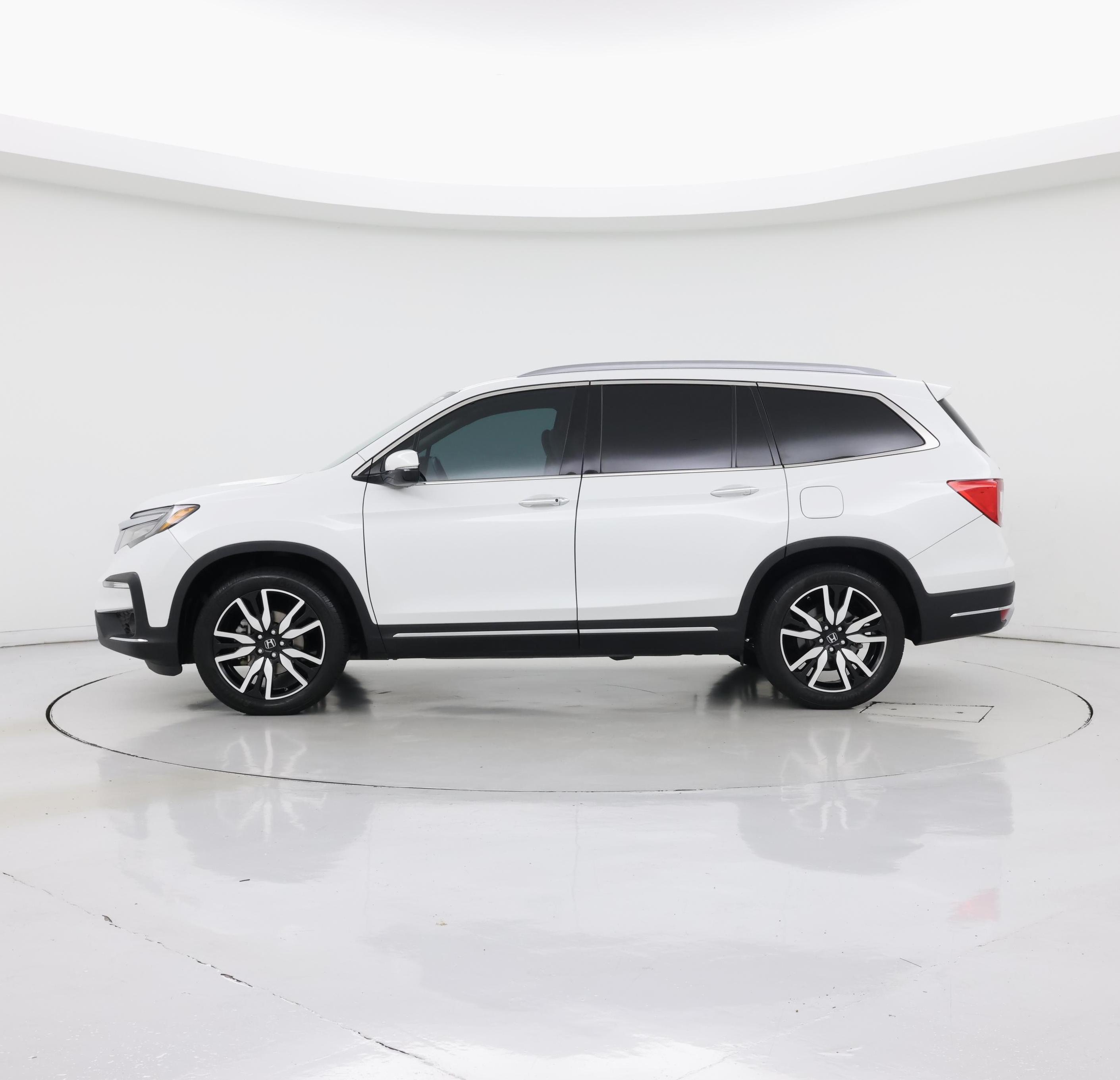 Thumbnail: 2021 Honda Pilot - 3