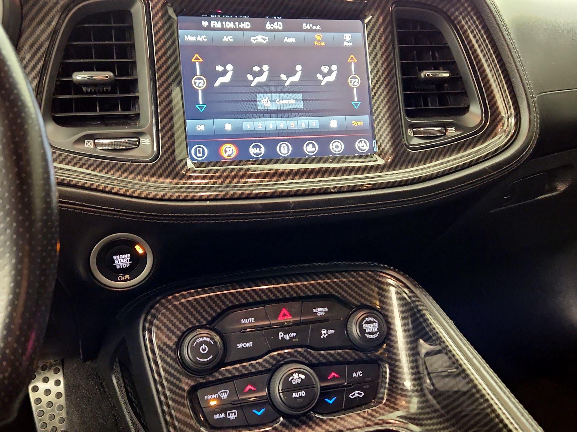 Thumbnail: 2020 Dodge Challenger - 16