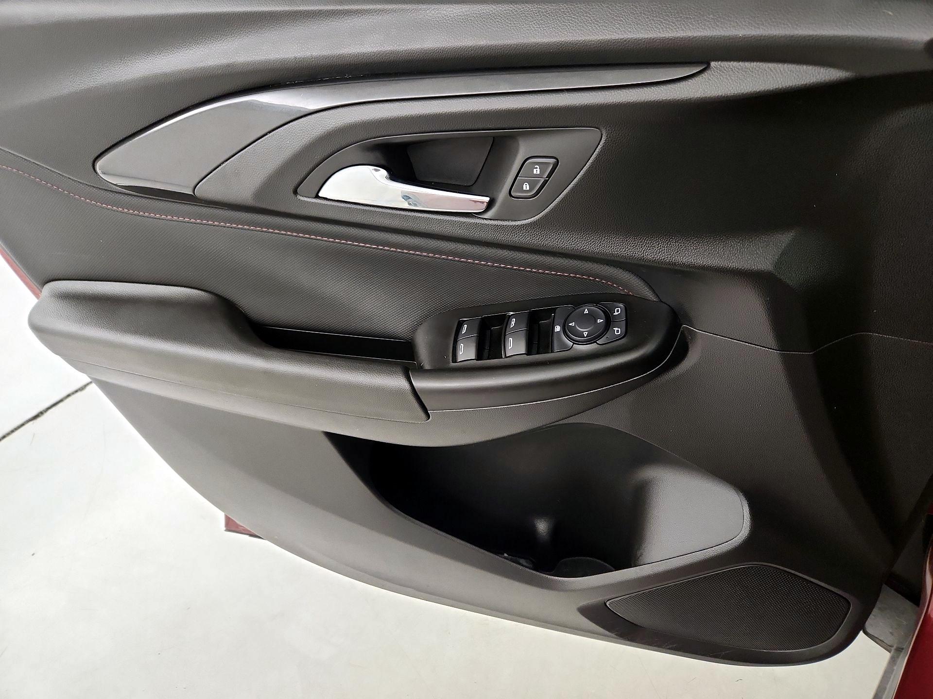 Thumbnail: 2022 Chevrolet TrailBlazer - 12