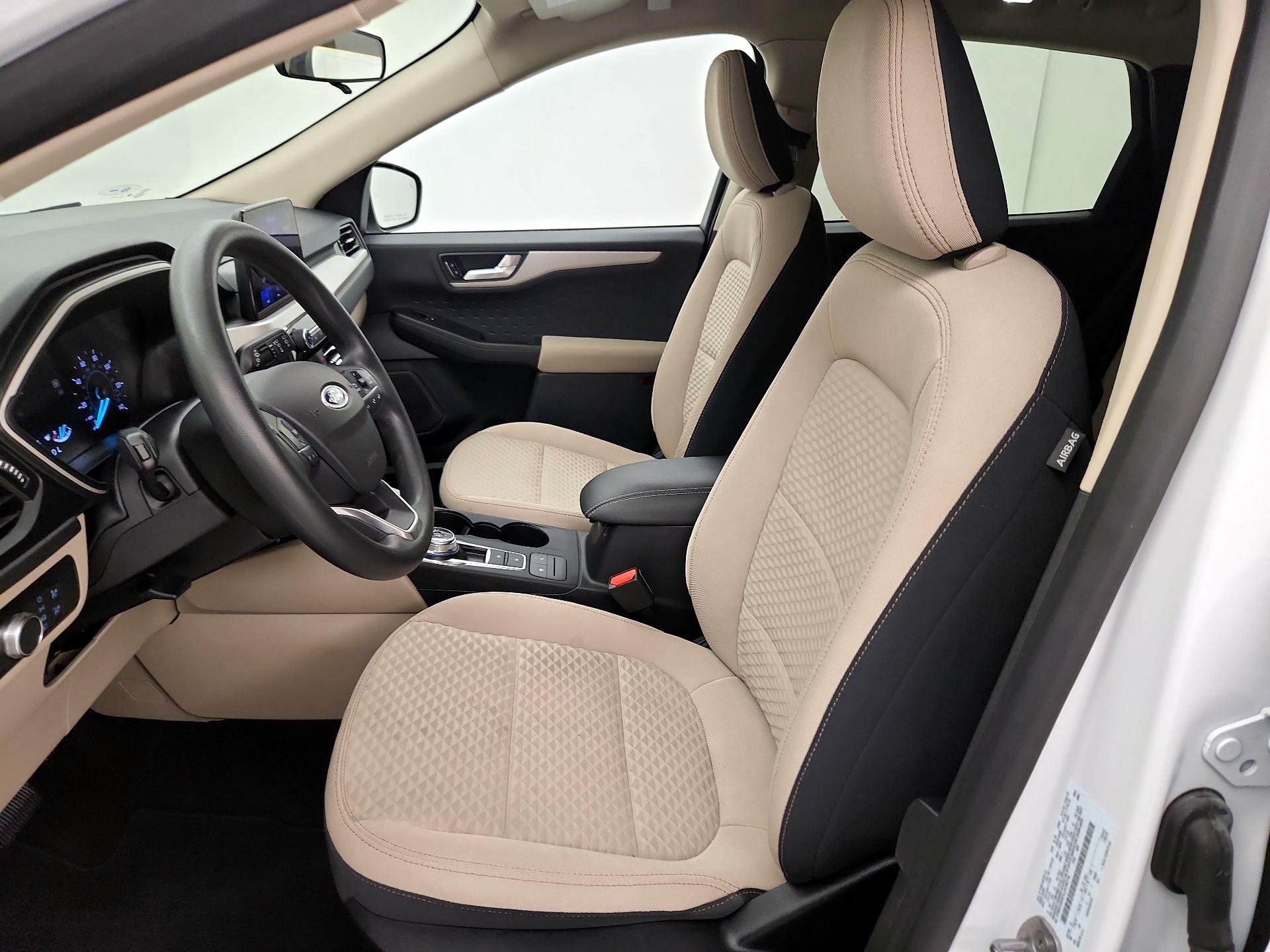 Thumbnail: 2020 Ford Escape - 11