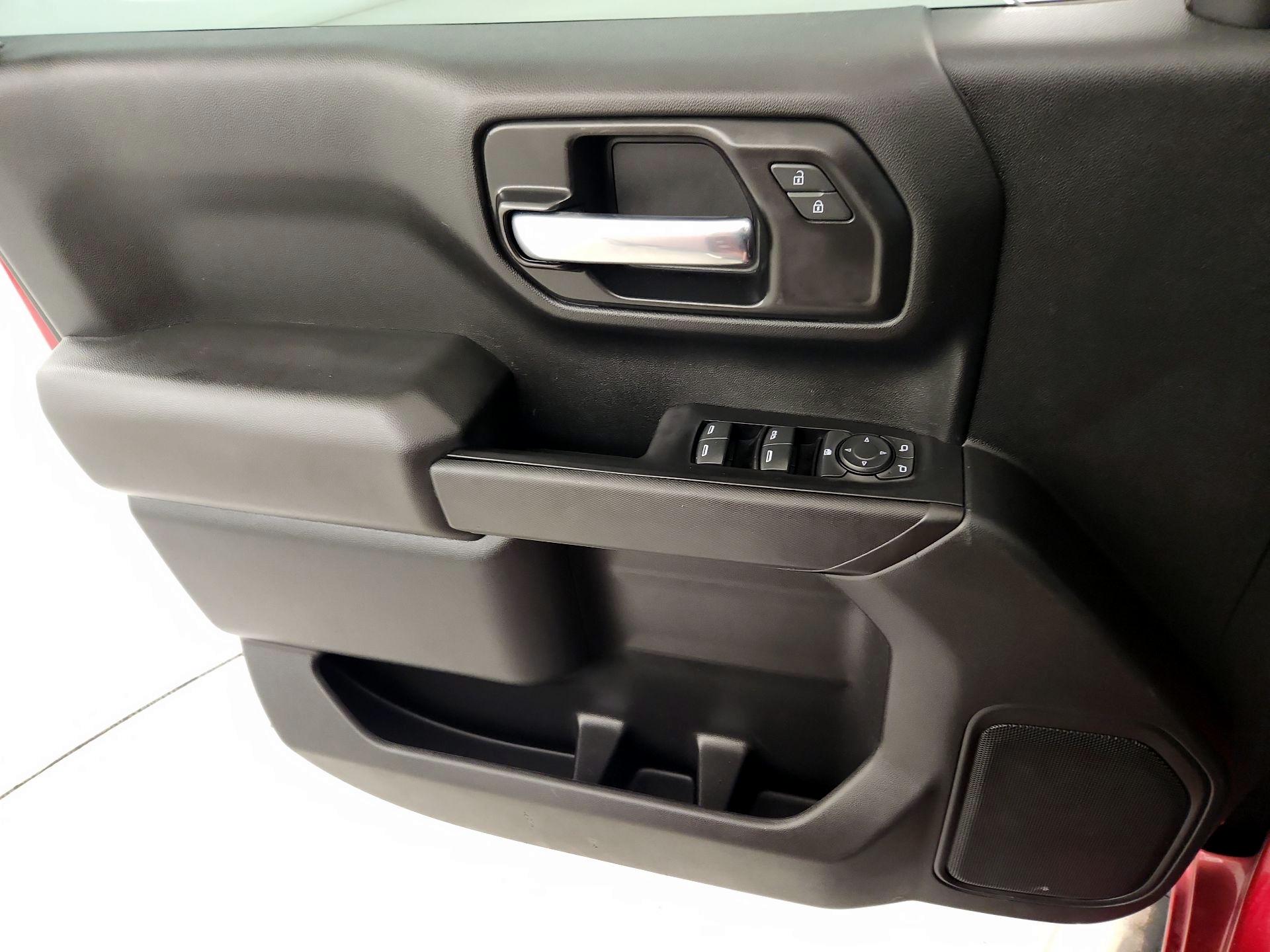 Thumbnail: 2021 Chevrolet Silverado 1500 - 12
