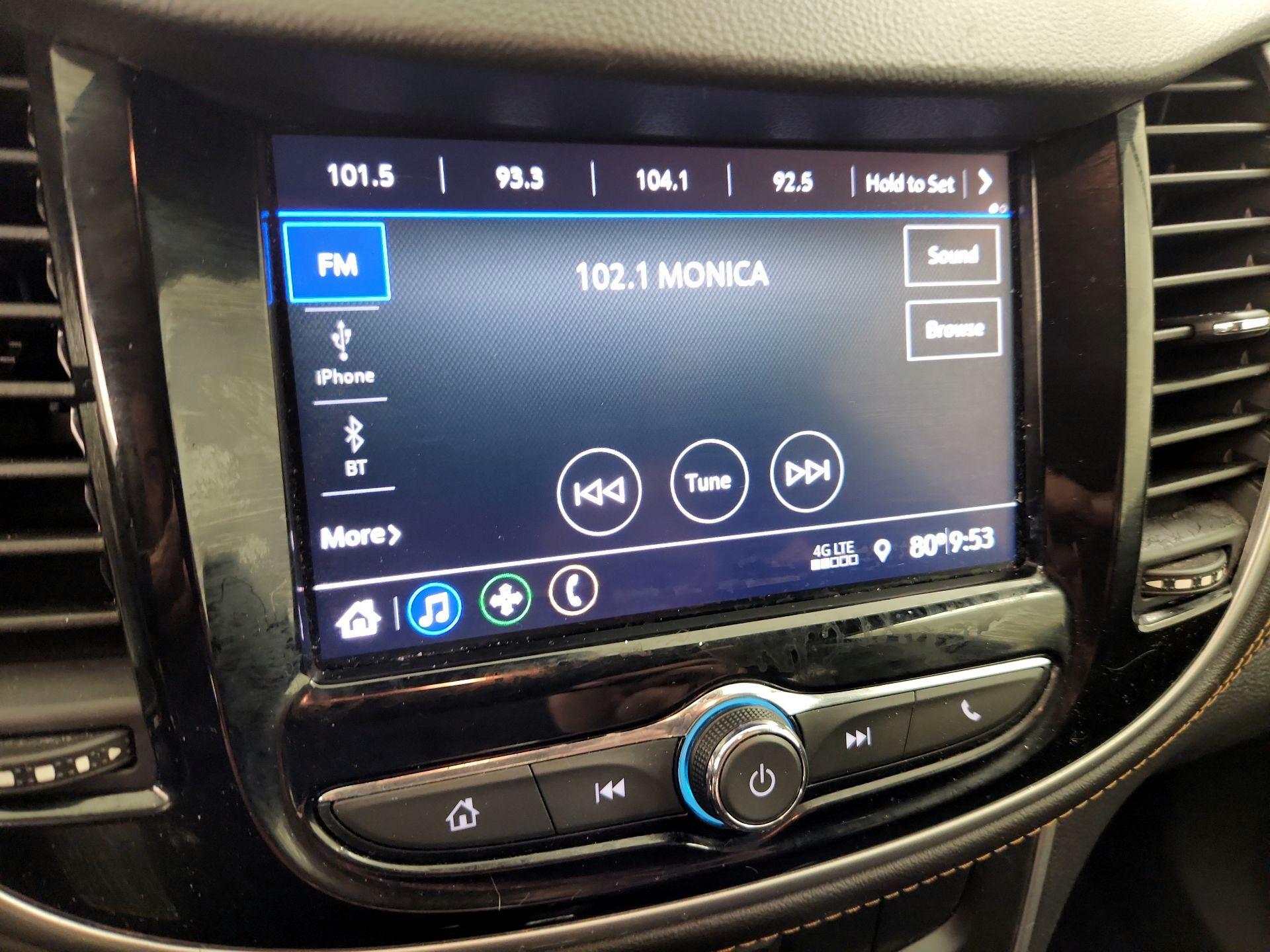 Thumbnail: 2020 Chevrolet Trax - 15