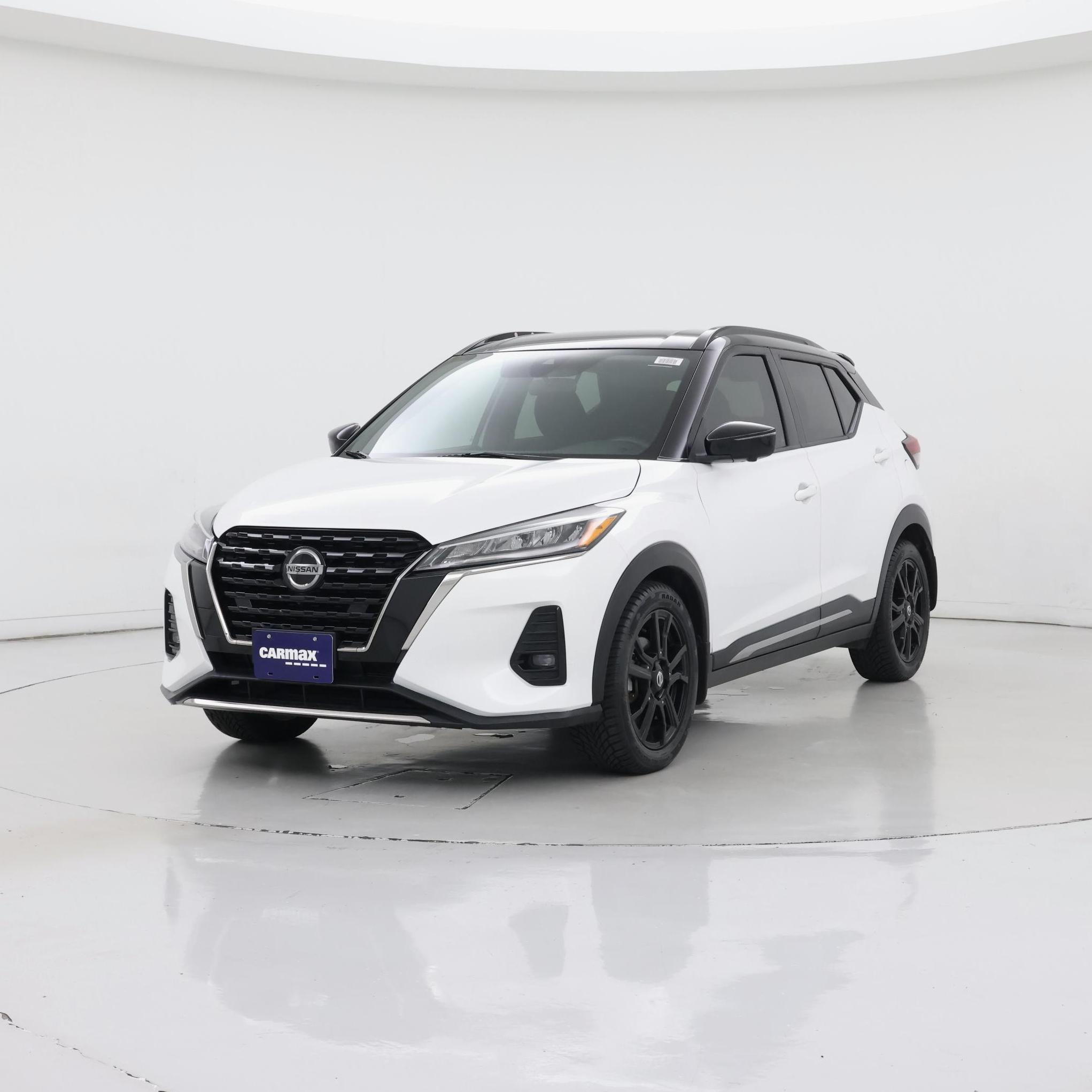 Thumbnail: 2021 Nissan Kicks - 4