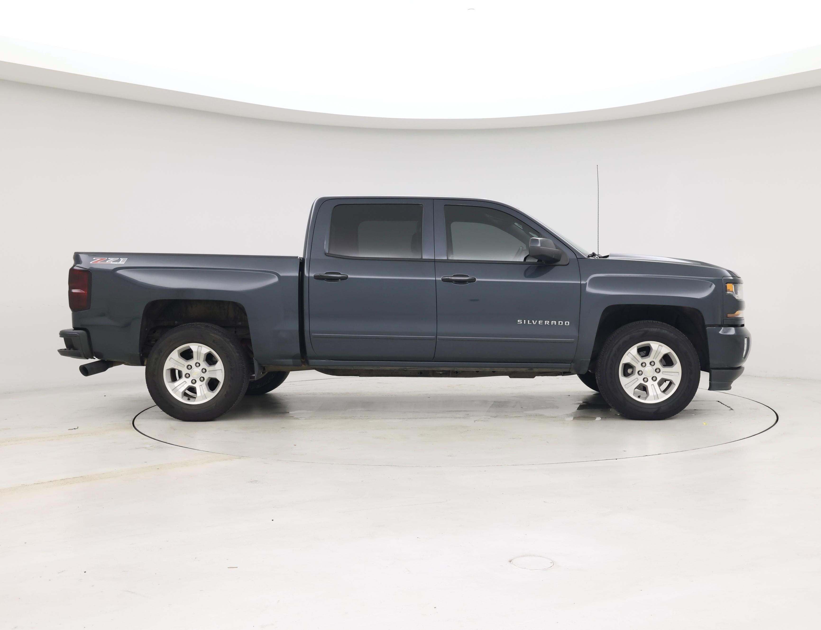 Thumbnail: 2017 Chevrolet Silverado 1500 - 7
