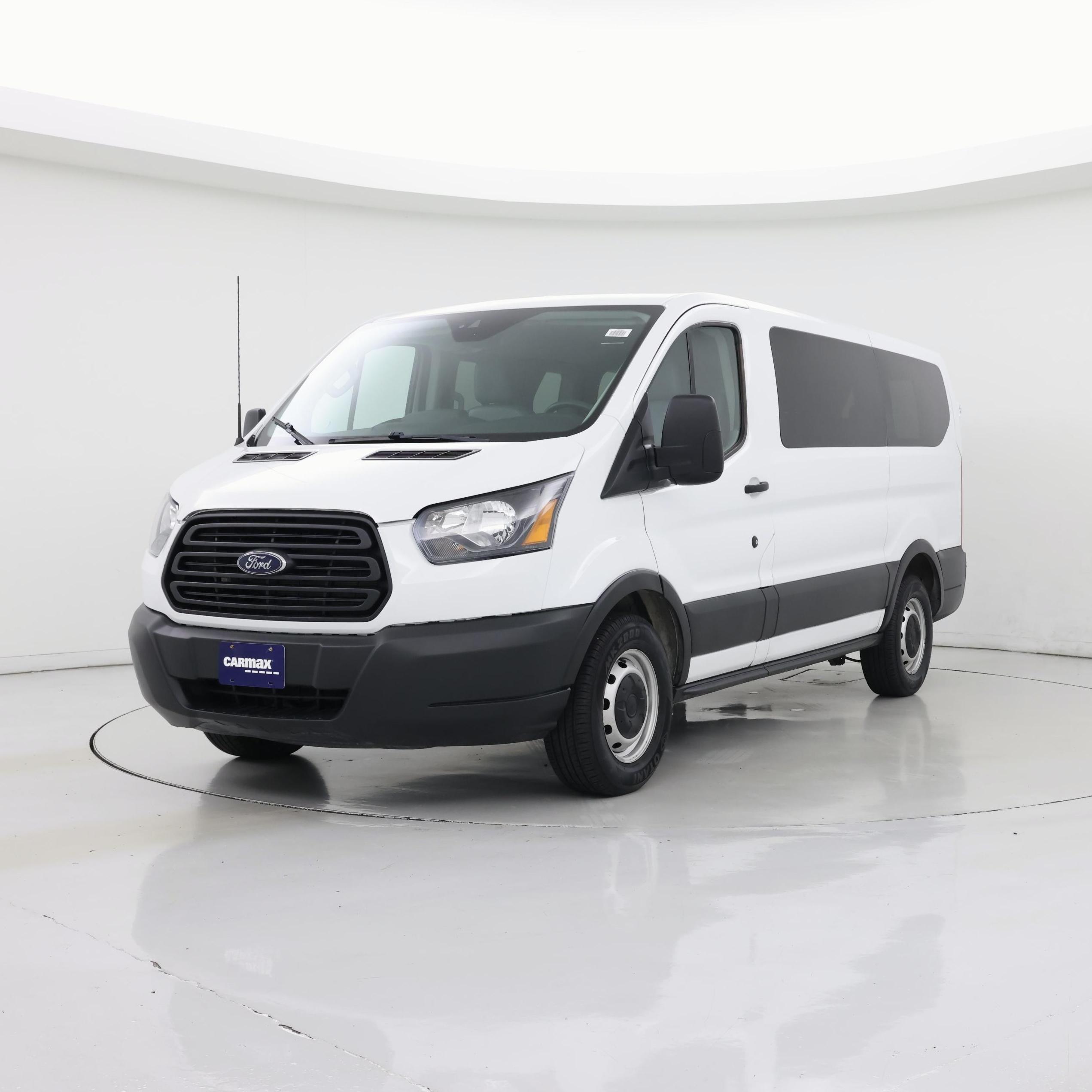 Thumbnail: 2019 Ford Transit Series - 4