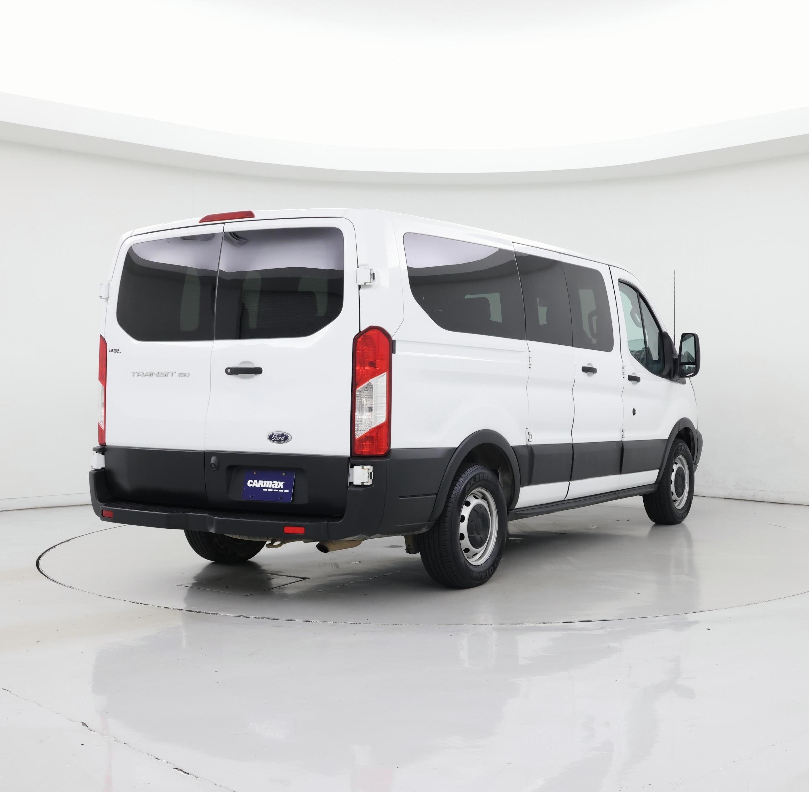 Thumbnail: 2019 Ford Transit Series - 8