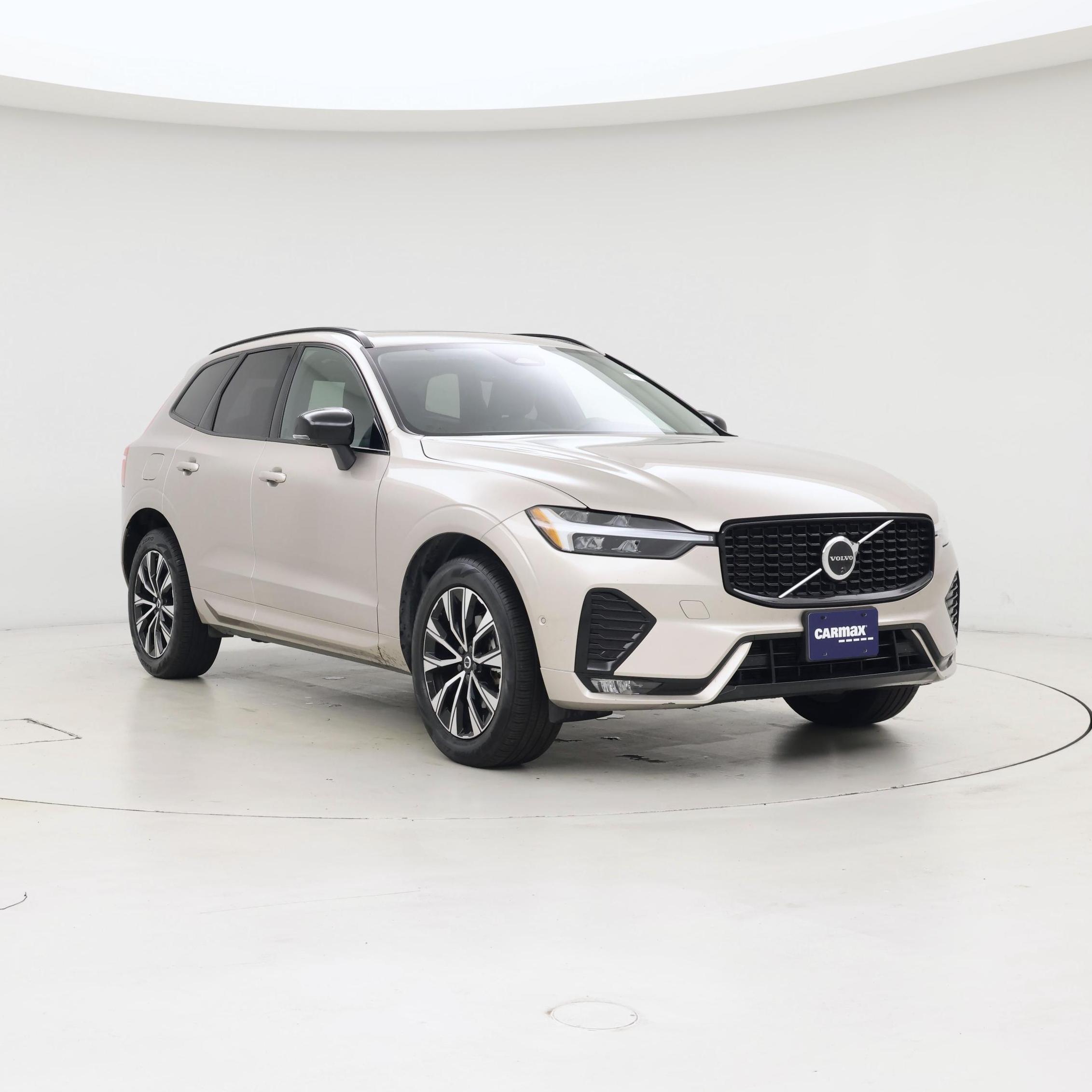 2025 Volvo XC60 B5 Plus Dark Theme AWD