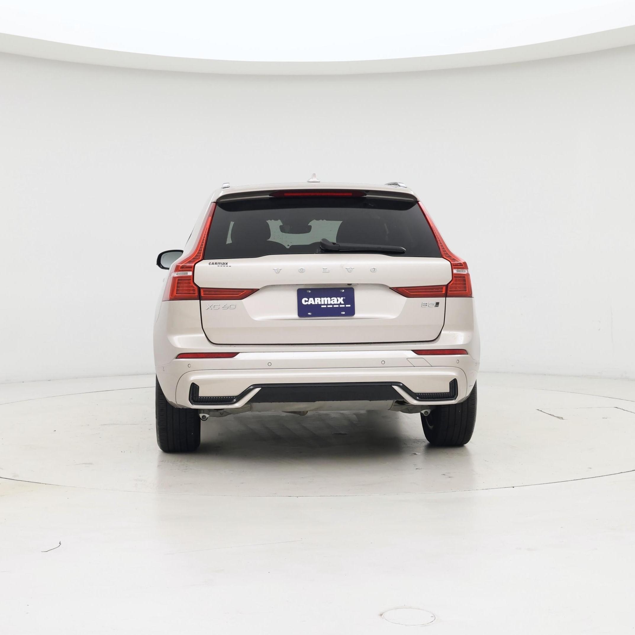 Thumbnail: 2025 Volvo XC60 - 6