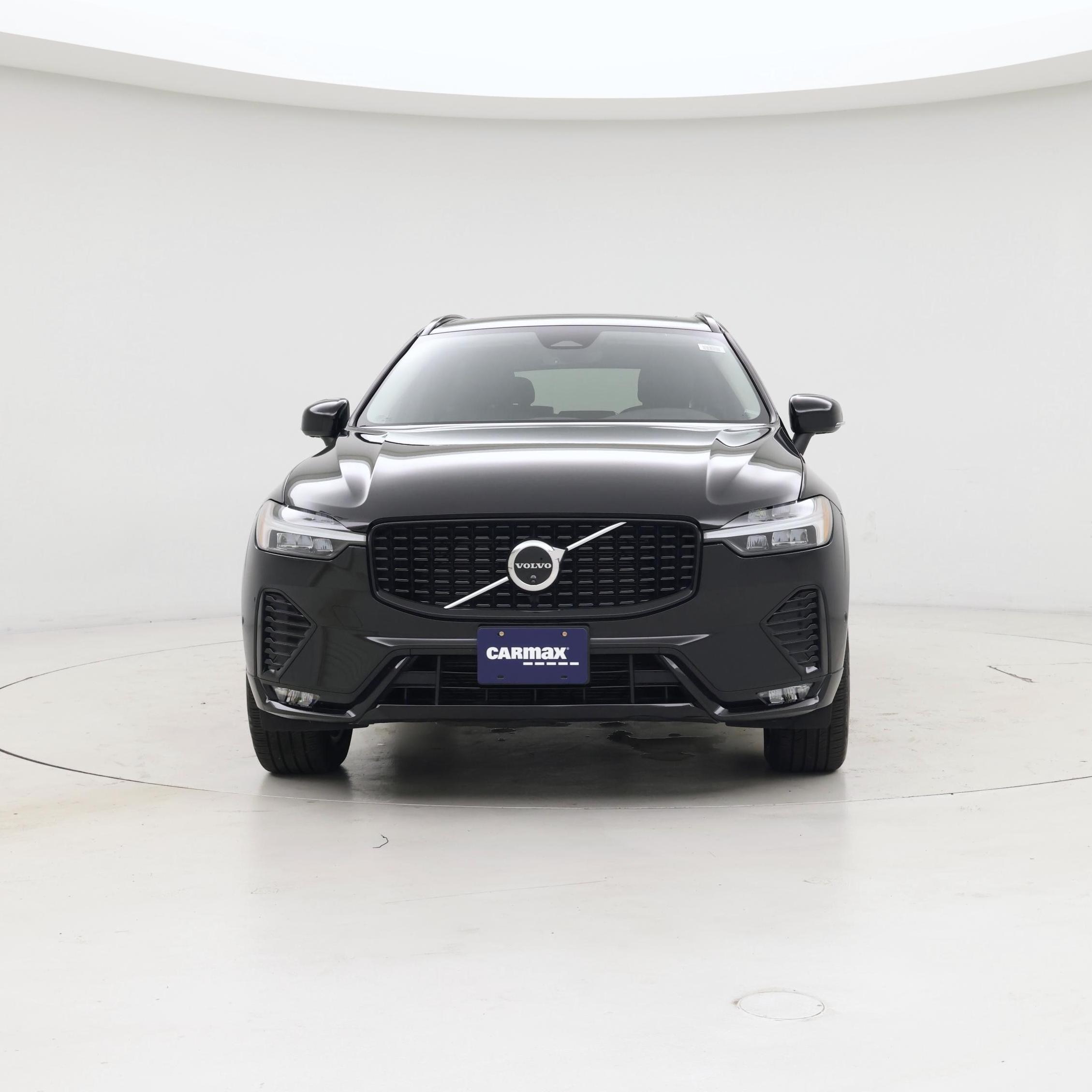 Thumbnail: 2025 Volvo XC60 - 5
