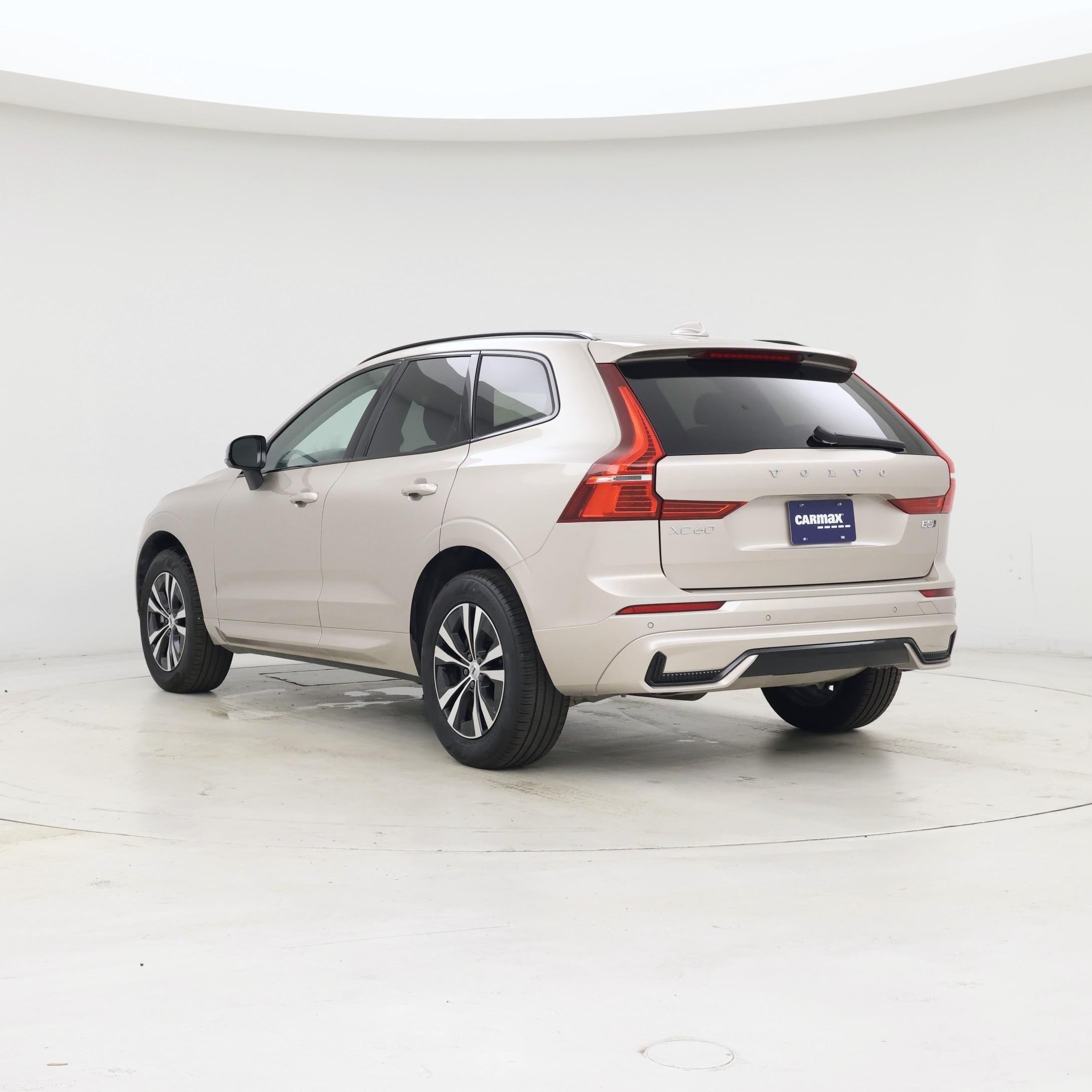 Thumbnail: 2025 Volvo XC60 - 2