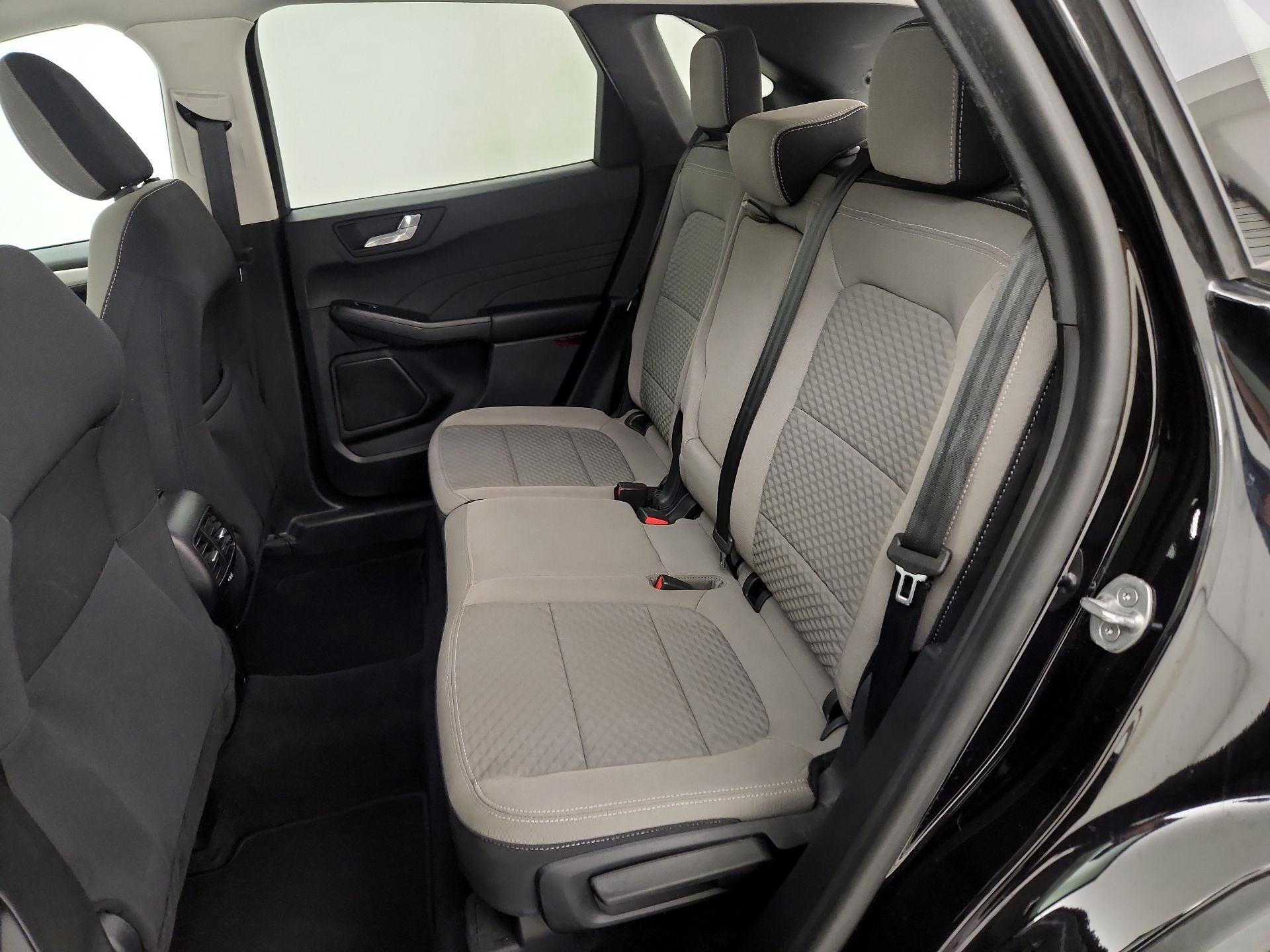 Thumbnail: 2021 Ford Escape - 19