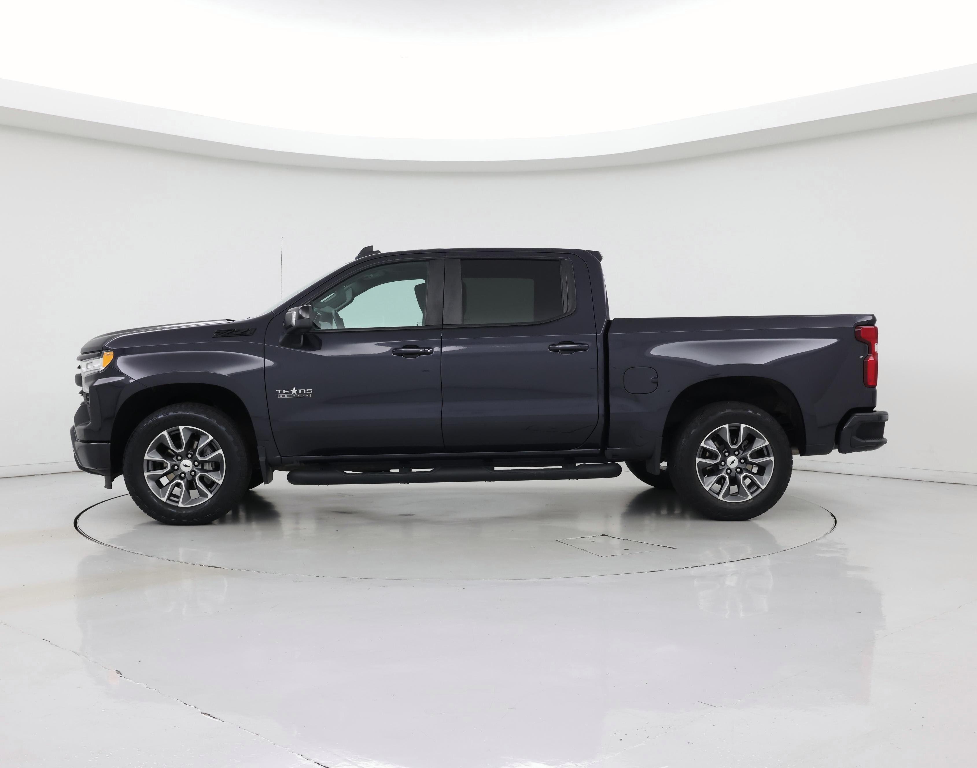Thumbnail: 2023 Chevrolet Silverado 1500 - 3