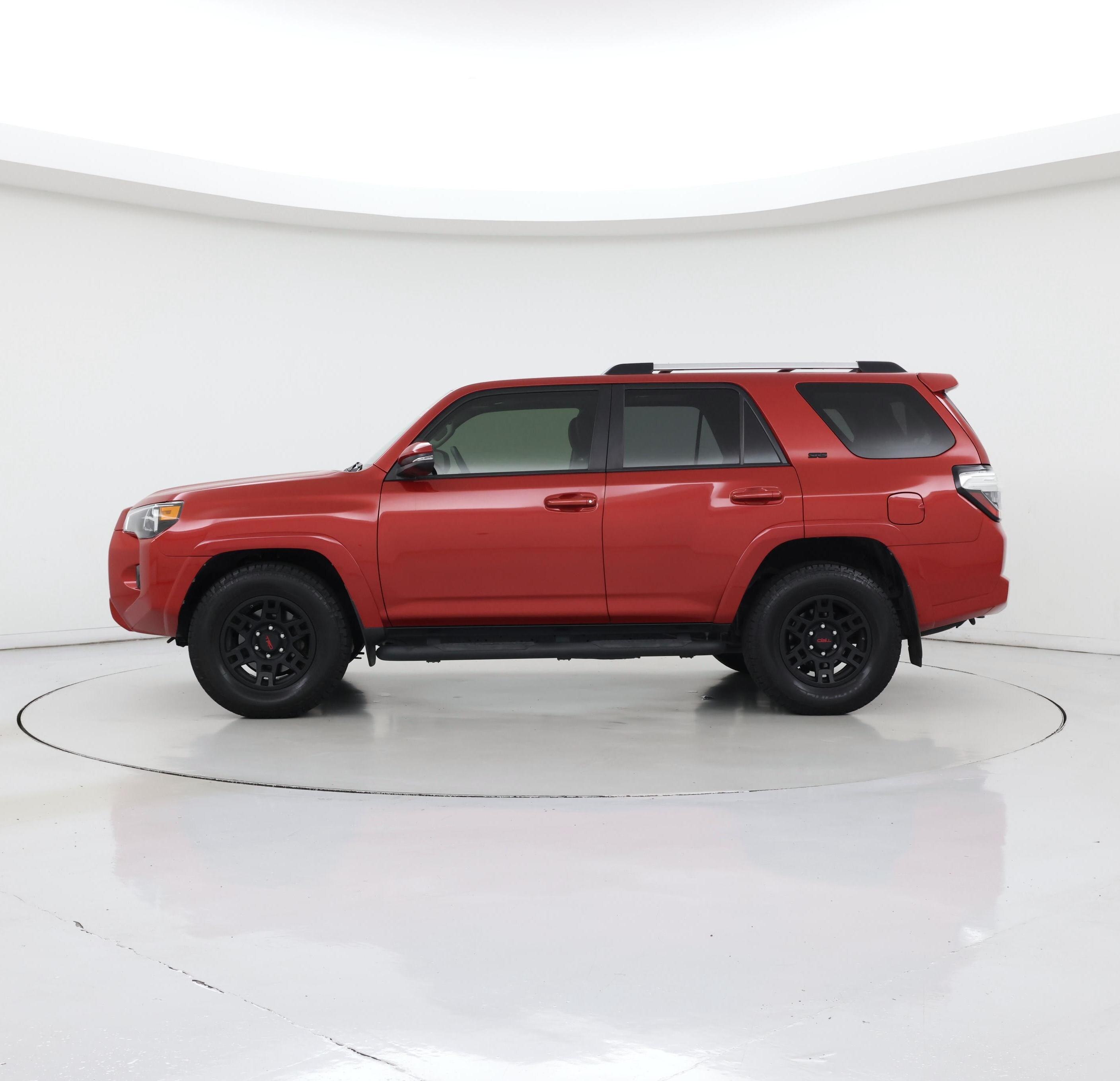 Thumbnail: 2021 Toyota 4Runner - 3