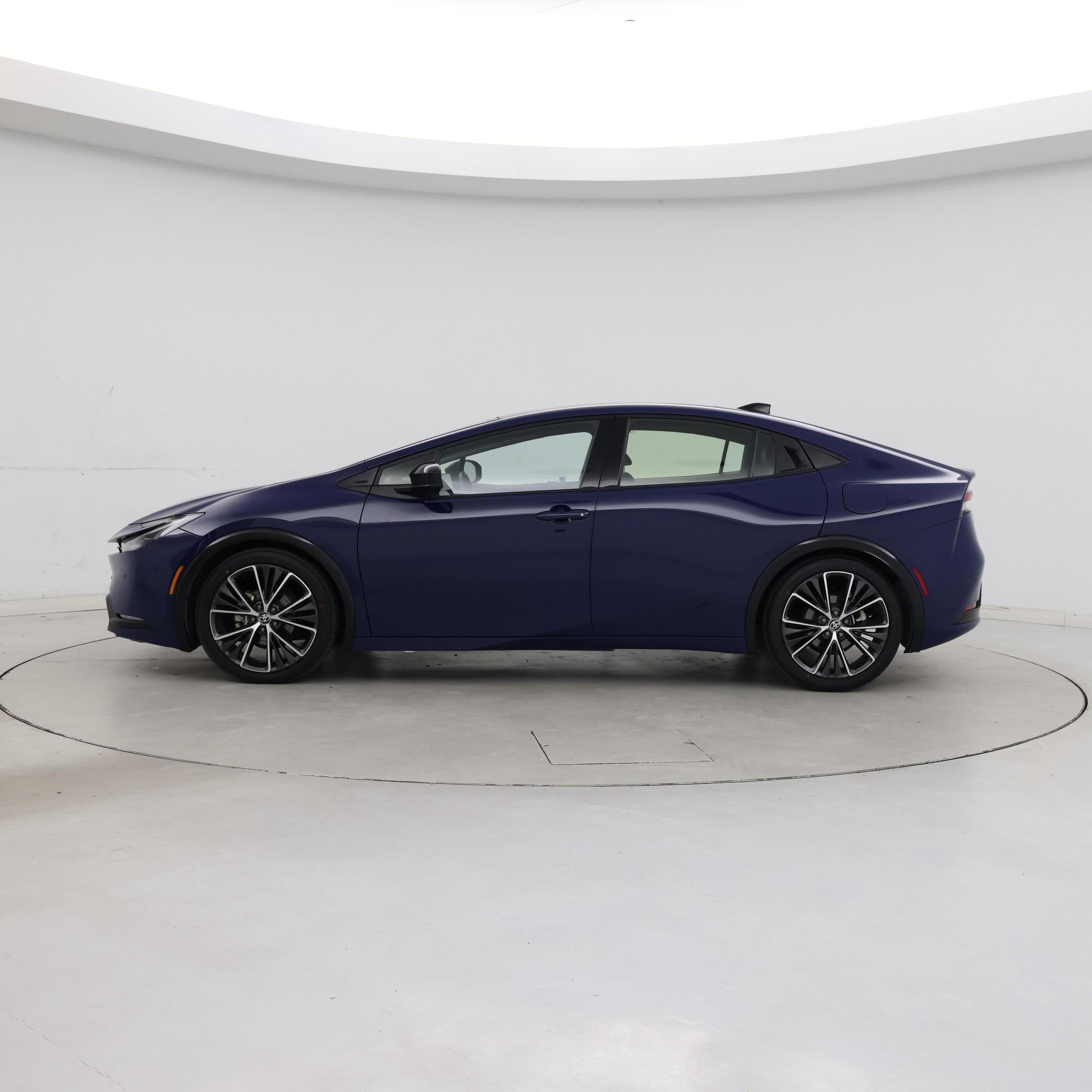 Thumbnail: 2024 Toyota Prius - 3