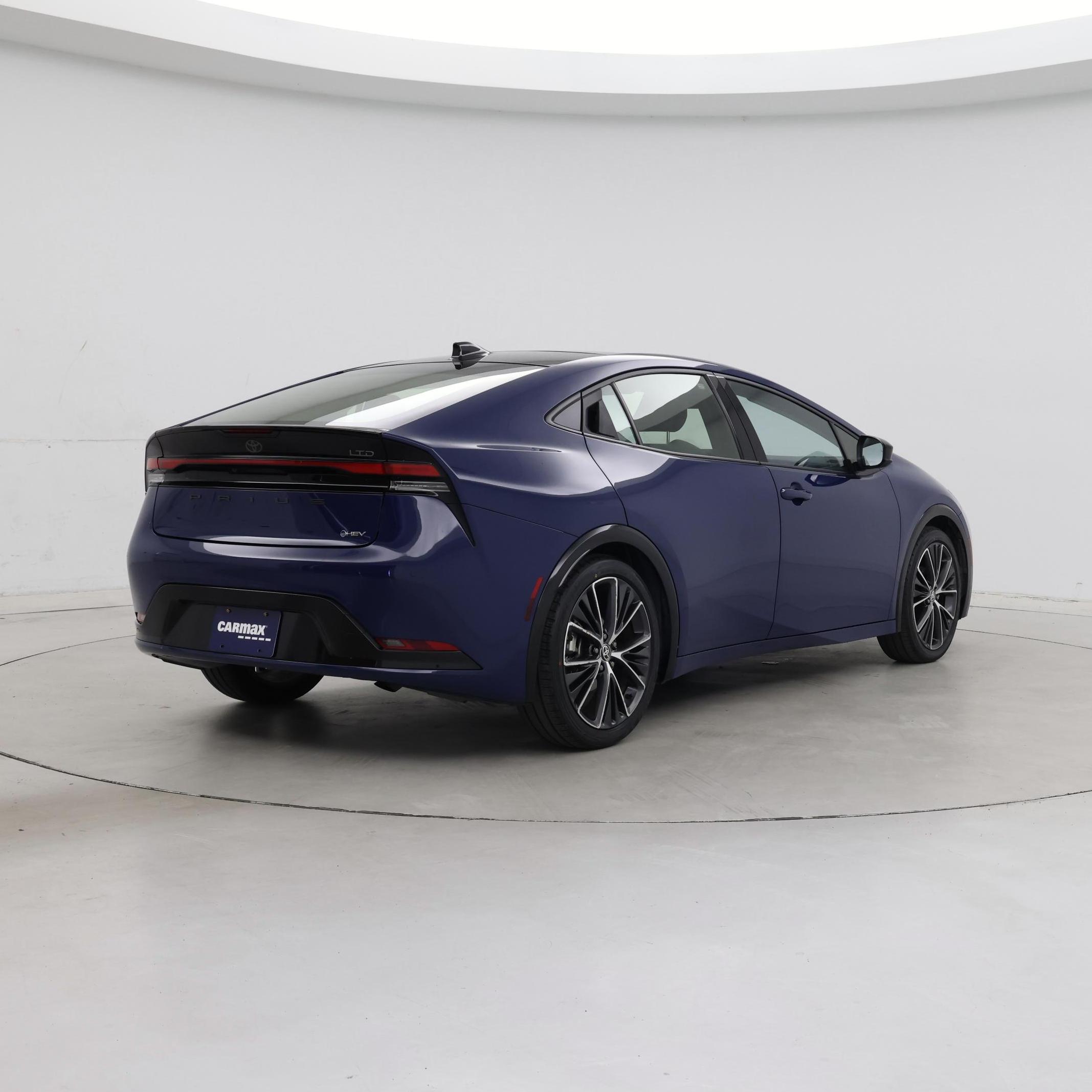 Thumbnail: 2024 Toyota Prius - 8