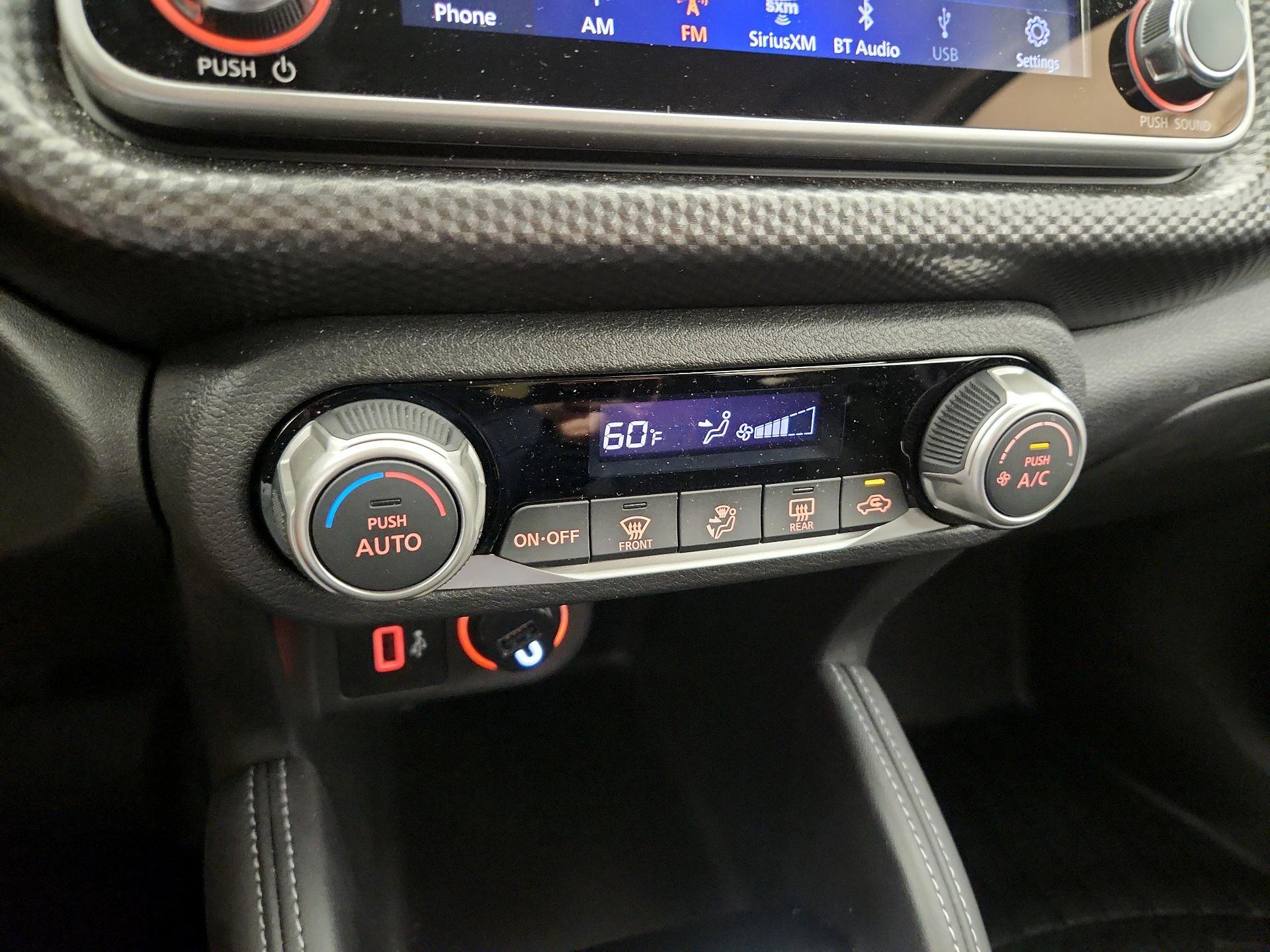 Thumbnail: 2018 Nissan Kicks - 16