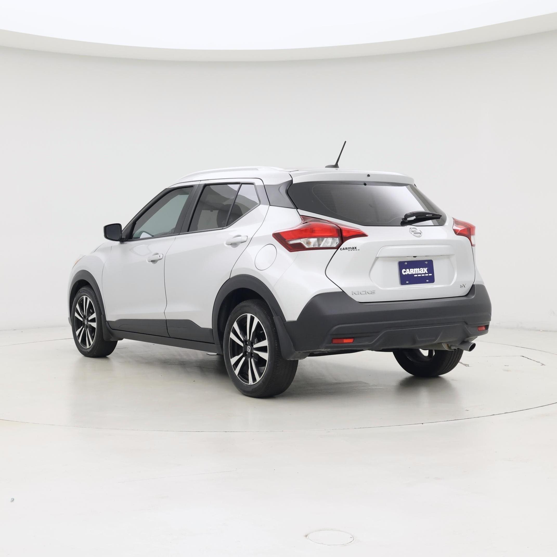 Thumbnail: 2018 Nissan Kicks - 2