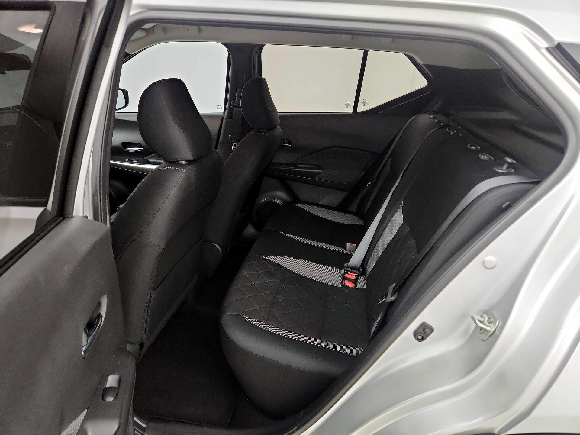 Thumbnail: 2018 Nissan Kicks - 19