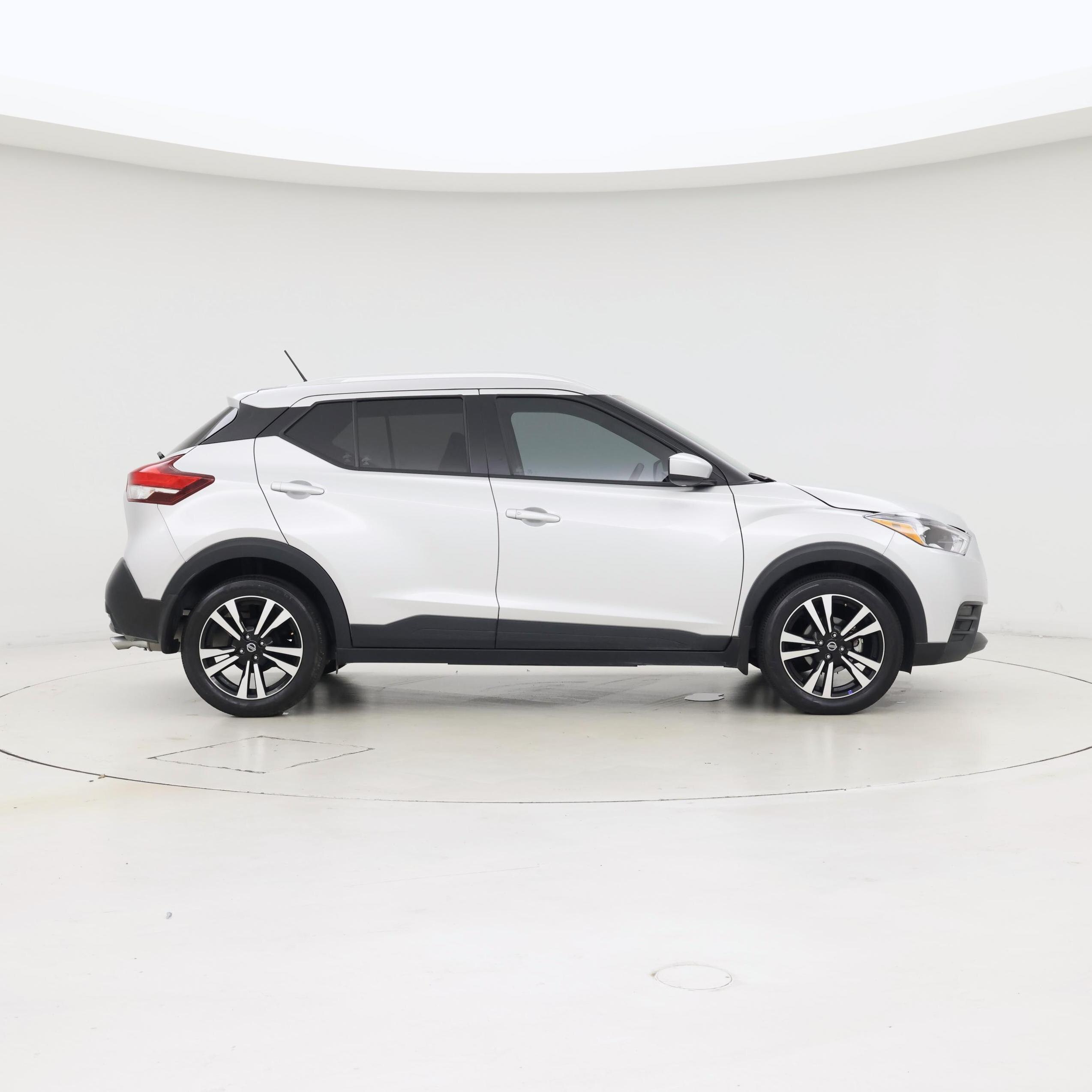 Thumbnail: 2018 Nissan Kicks - 7