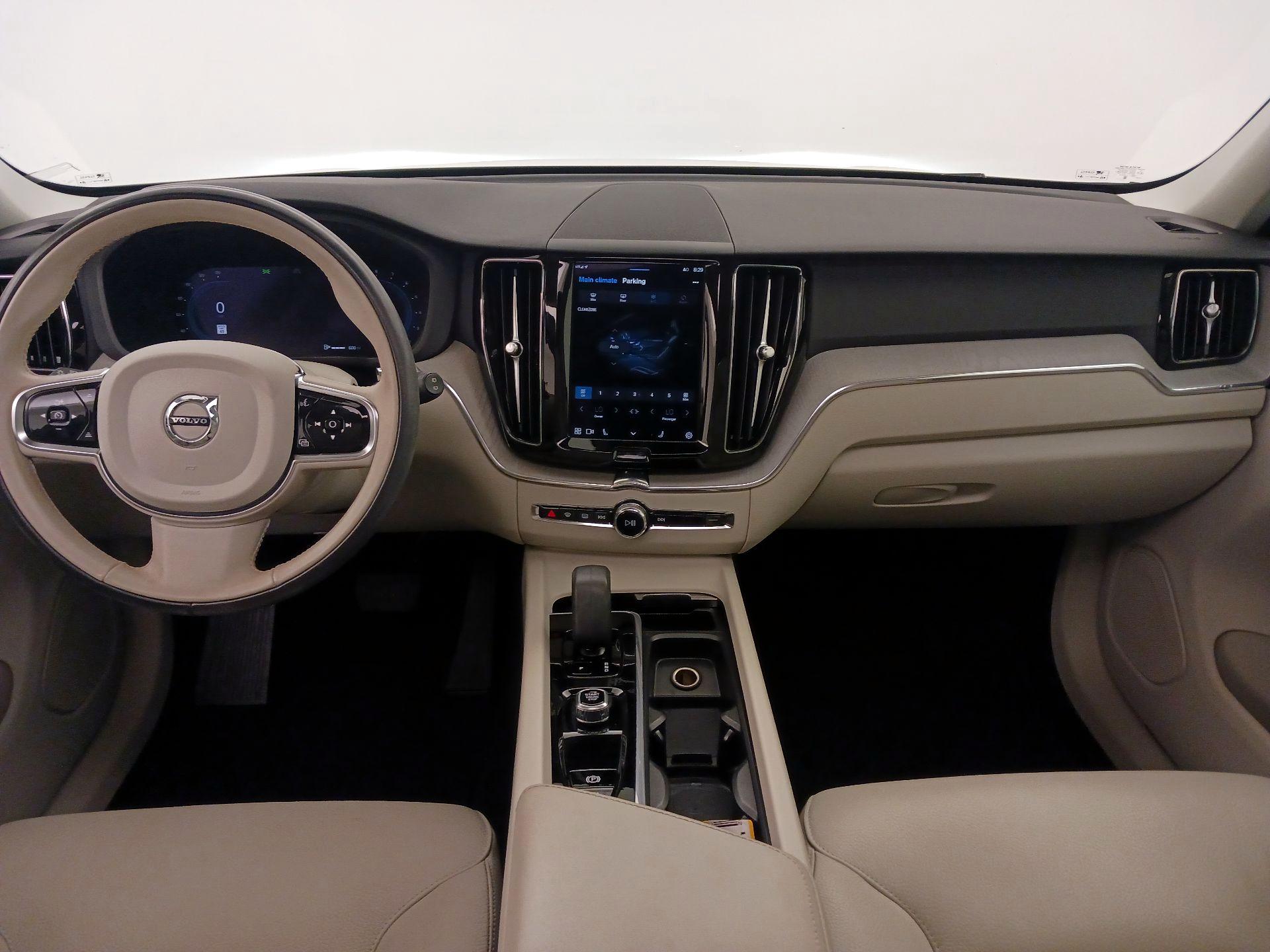 Thumbnail: 2024 Volvo XC60 - 9