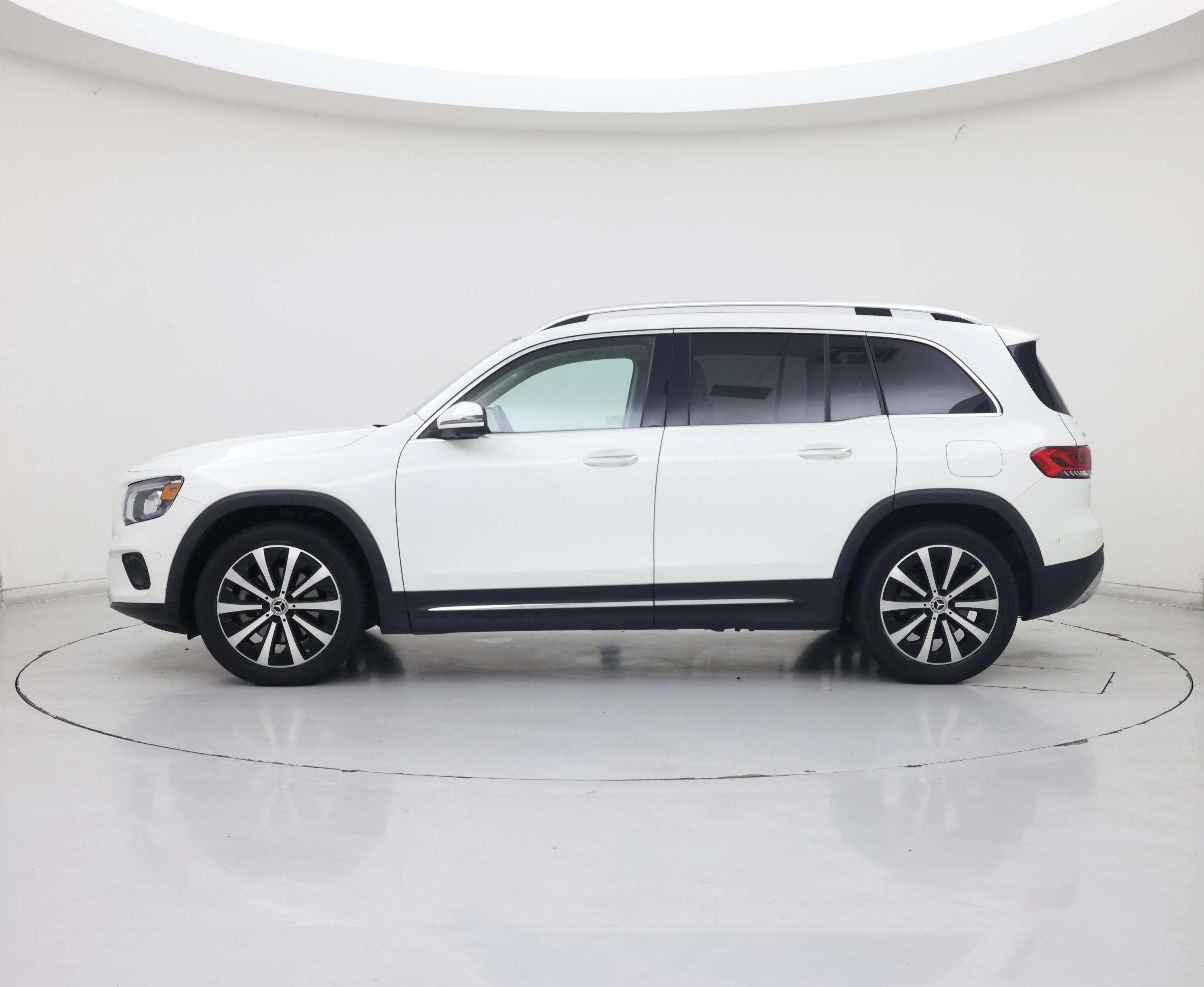 Thumbnail: 2023 Mercedes-Benz GLB - 3