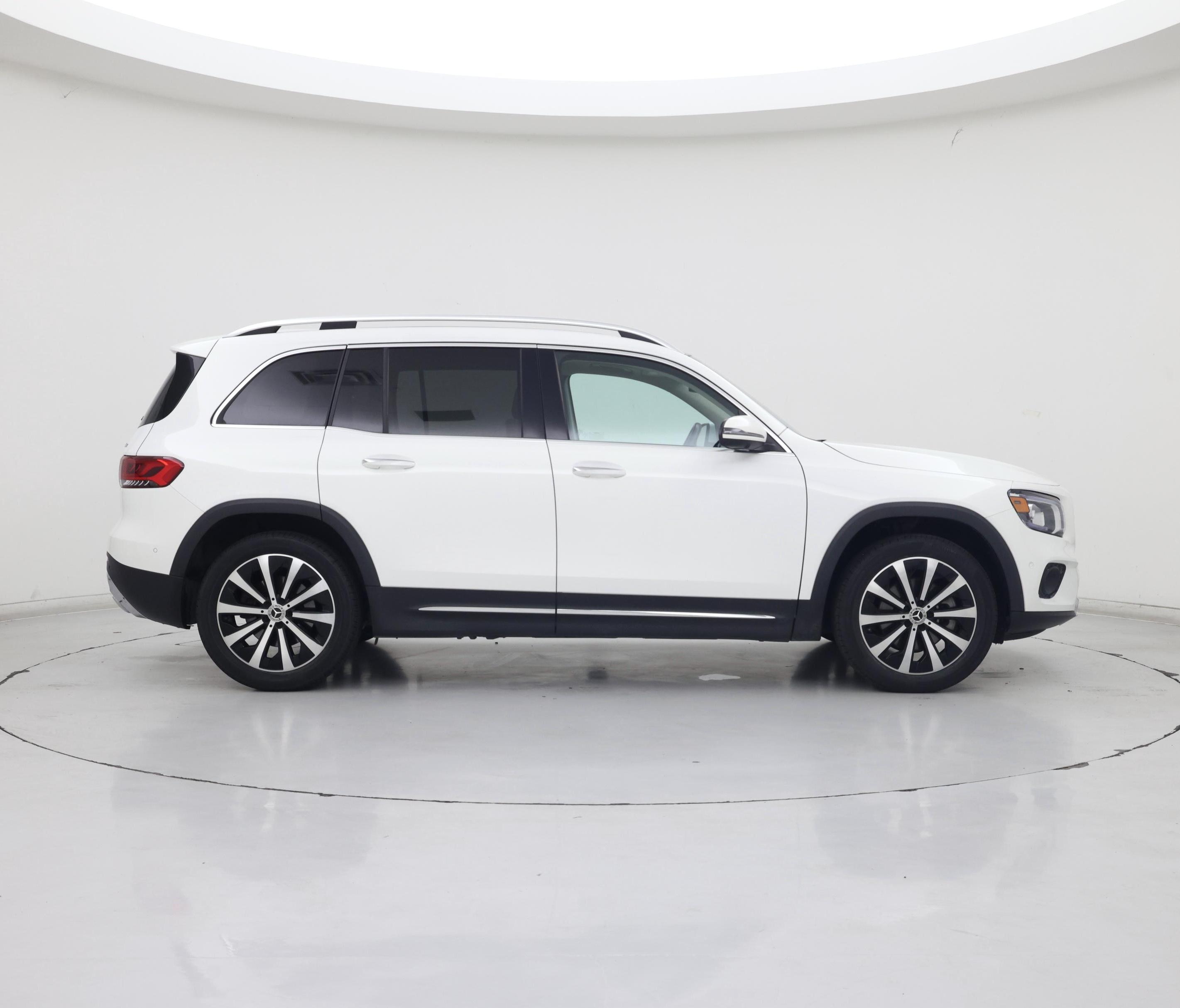 Thumbnail: 2023 Mercedes-Benz GLB - 7