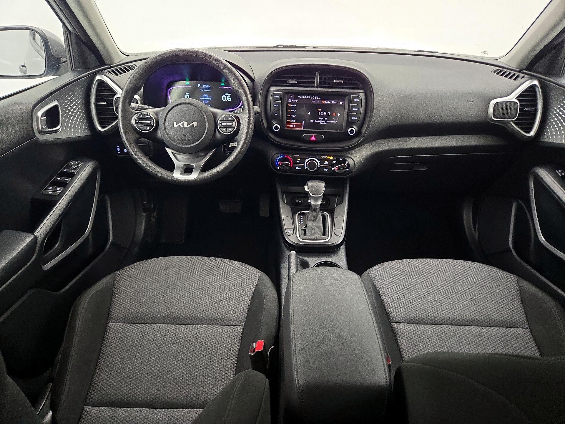 Thumbnail: 2023 Kia Soul - 9