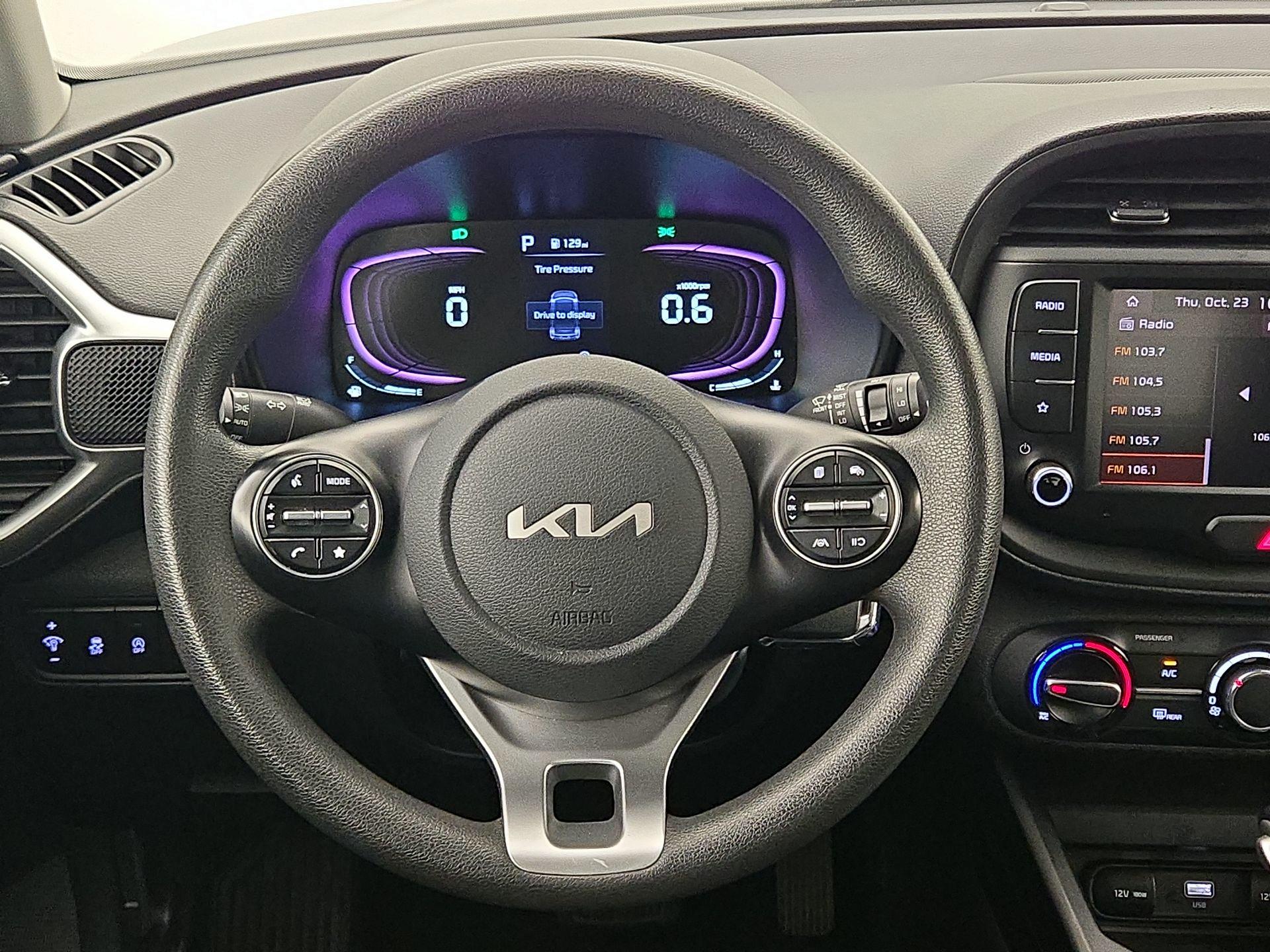 Thumbnail: 2023 Kia Soul - 10