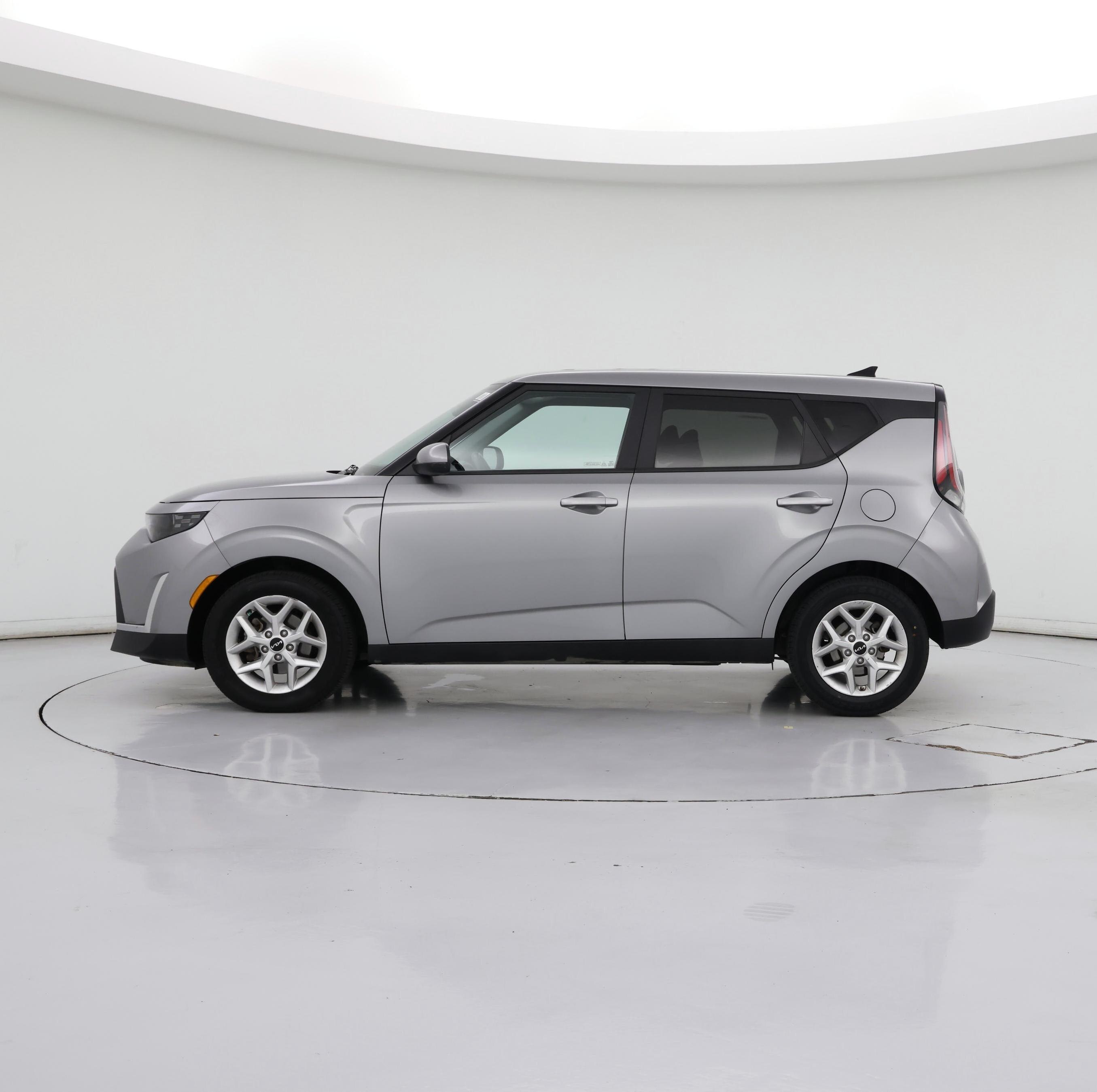 Thumbnail: 2023 Kia Soul - 3