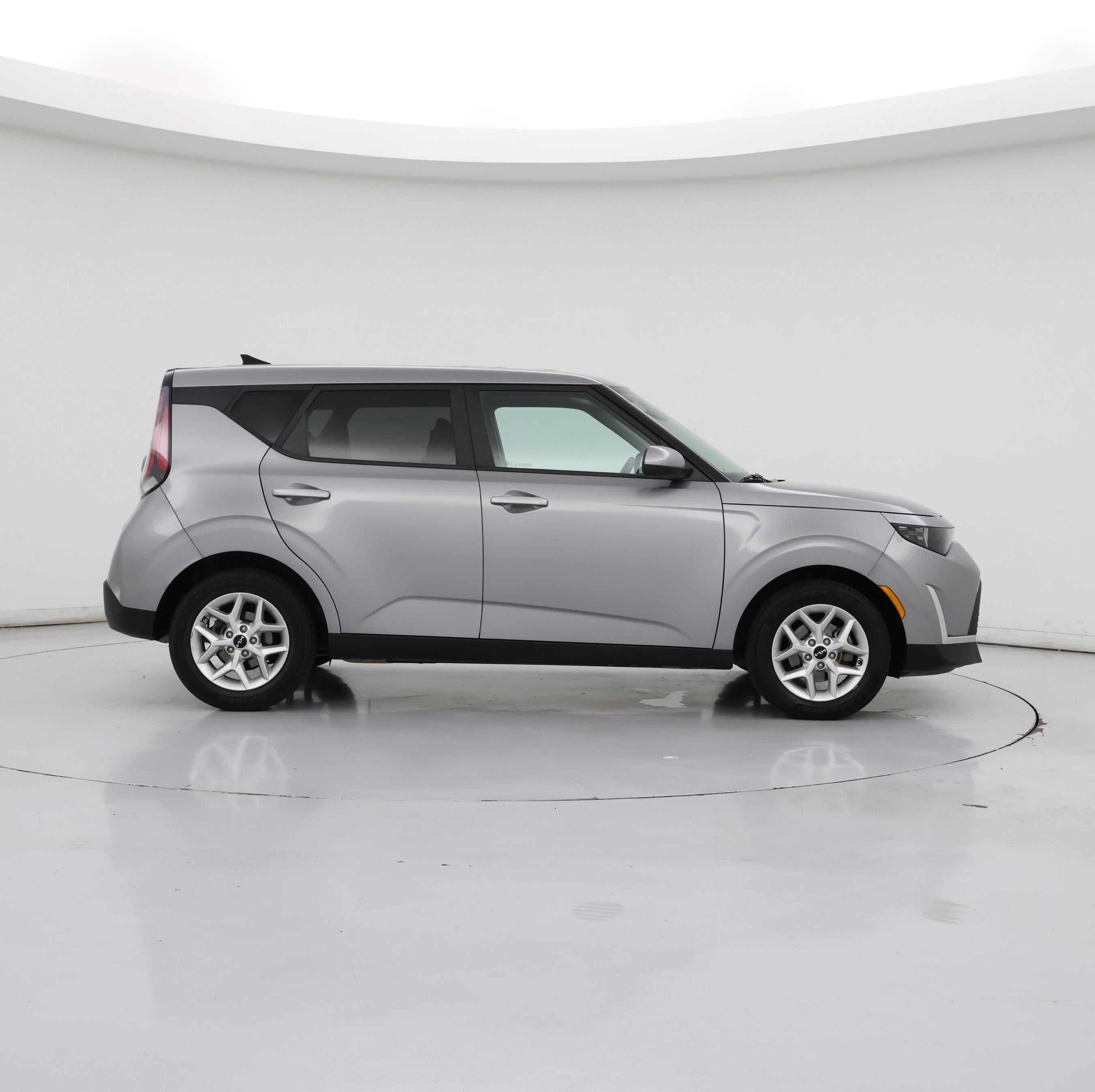 Thumbnail: 2023 Kia Soul - 7