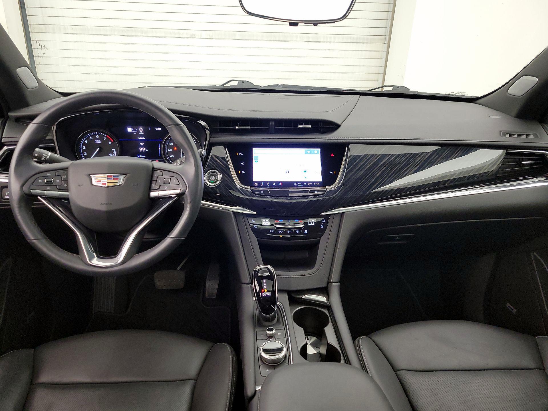 Thumbnail: 2023 Cadillac XT6 - 9