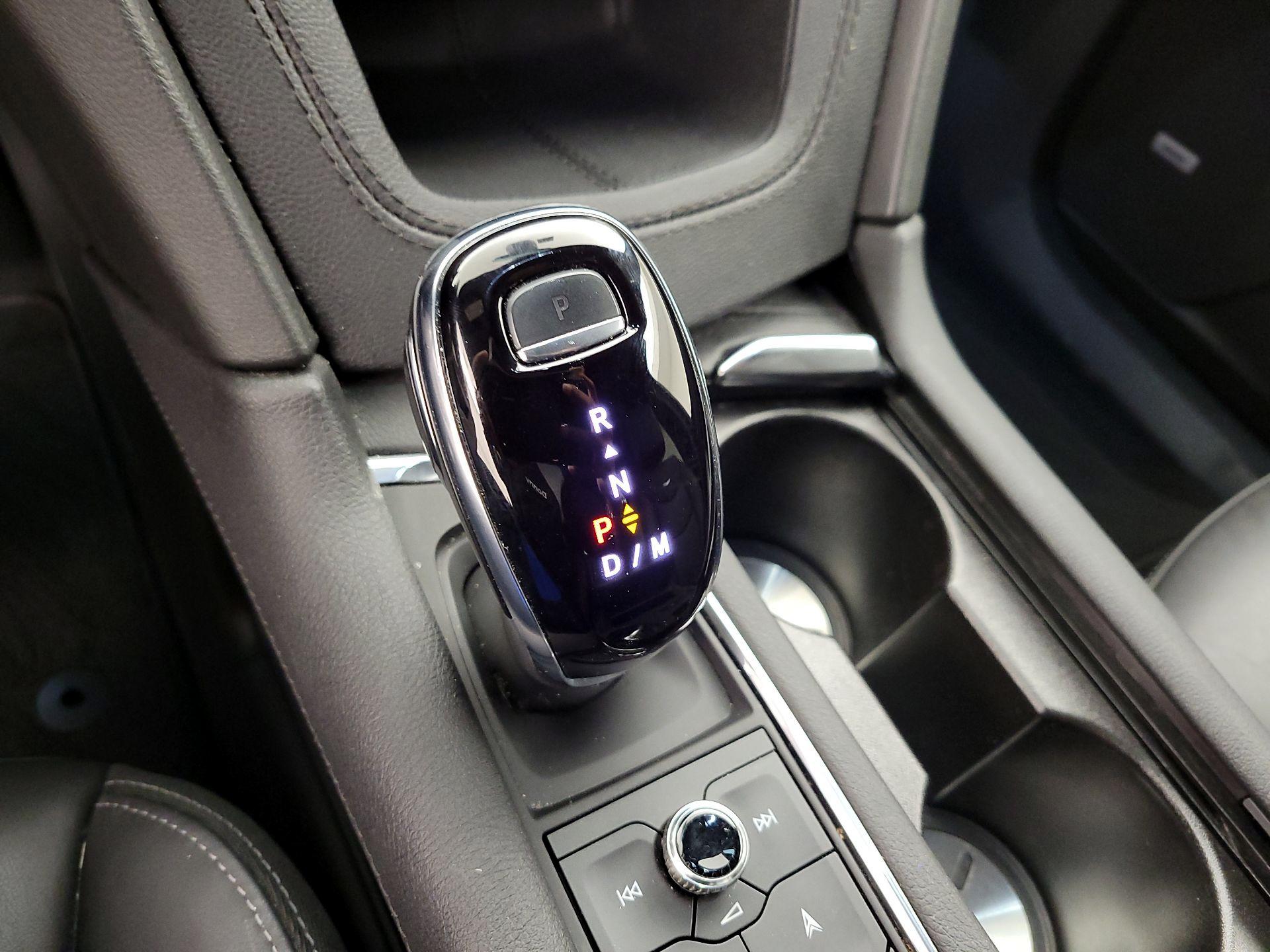 Thumbnail: 2023 Cadillac XT6 - 18