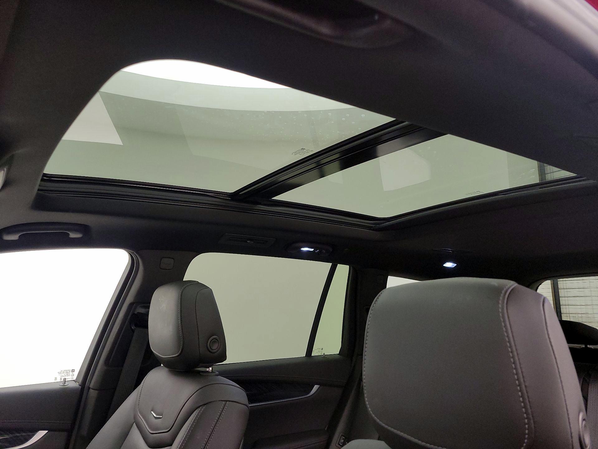 Thumbnail: 2023 Cadillac XT6 - 20