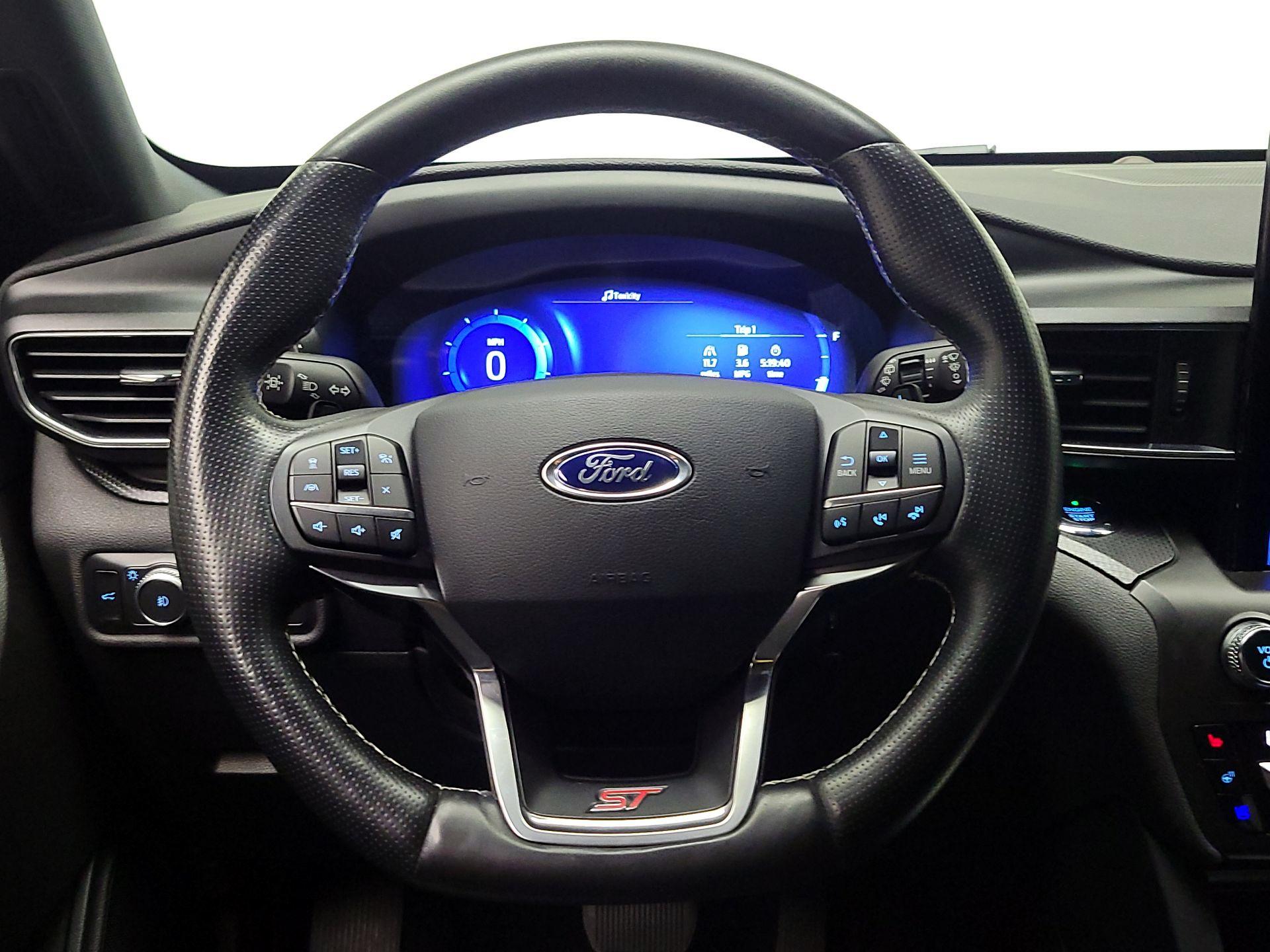 Thumbnail: 2020 Ford Explorer - 10