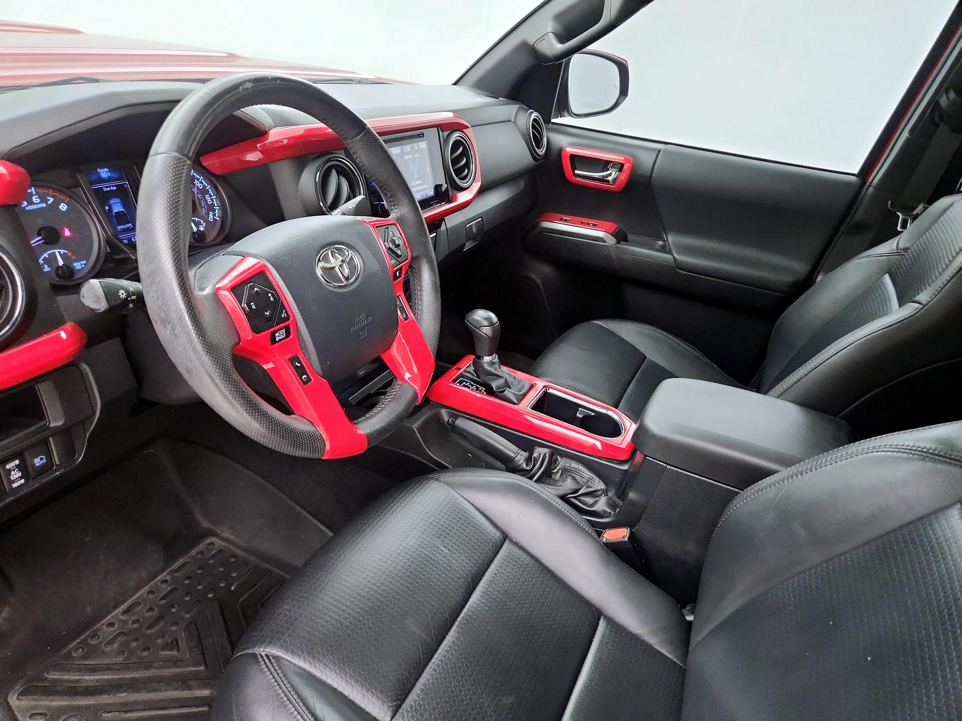 Thumbnail: 2019 Toyota Tacoma - 11