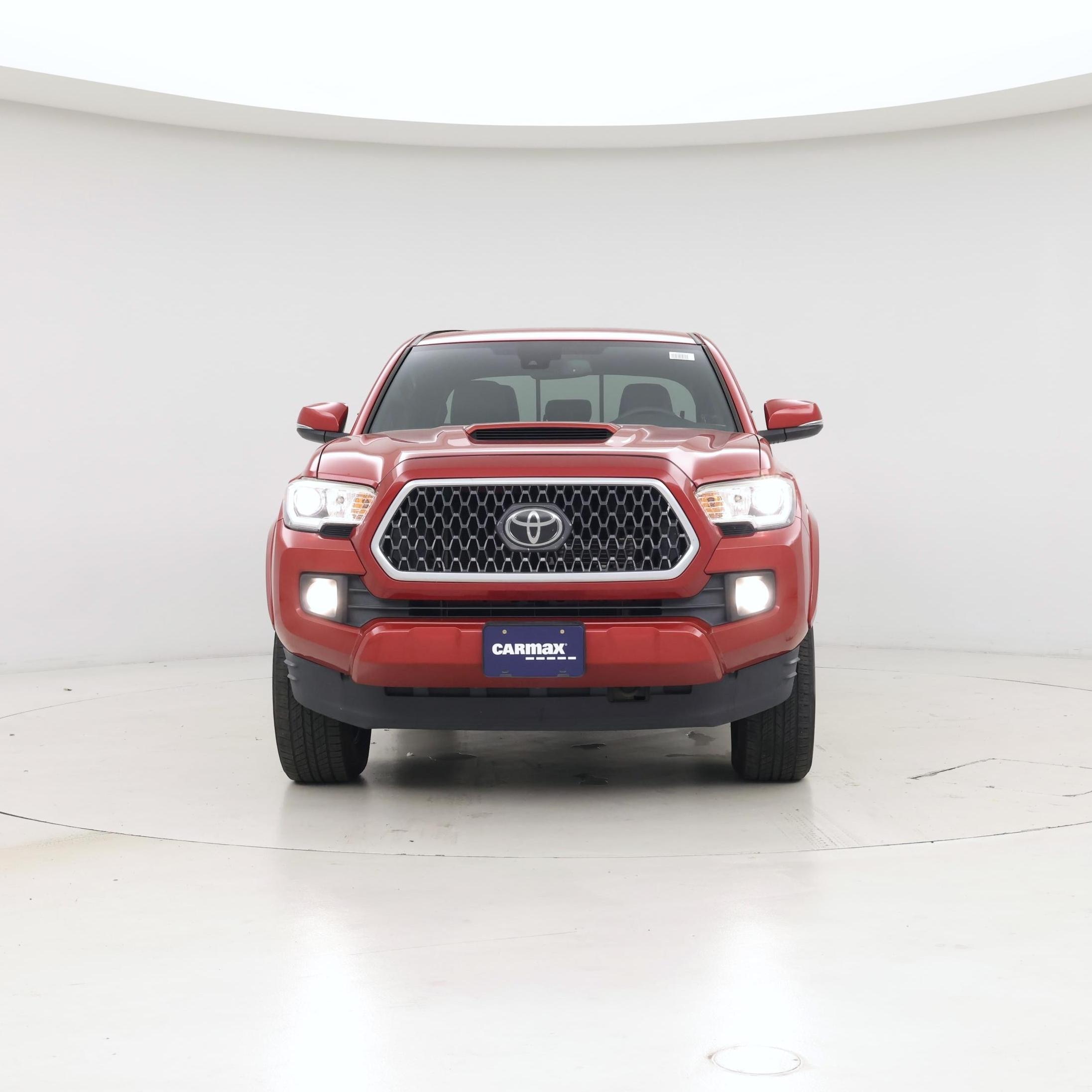 Thumbnail: 2019 Toyota Tacoma - 5