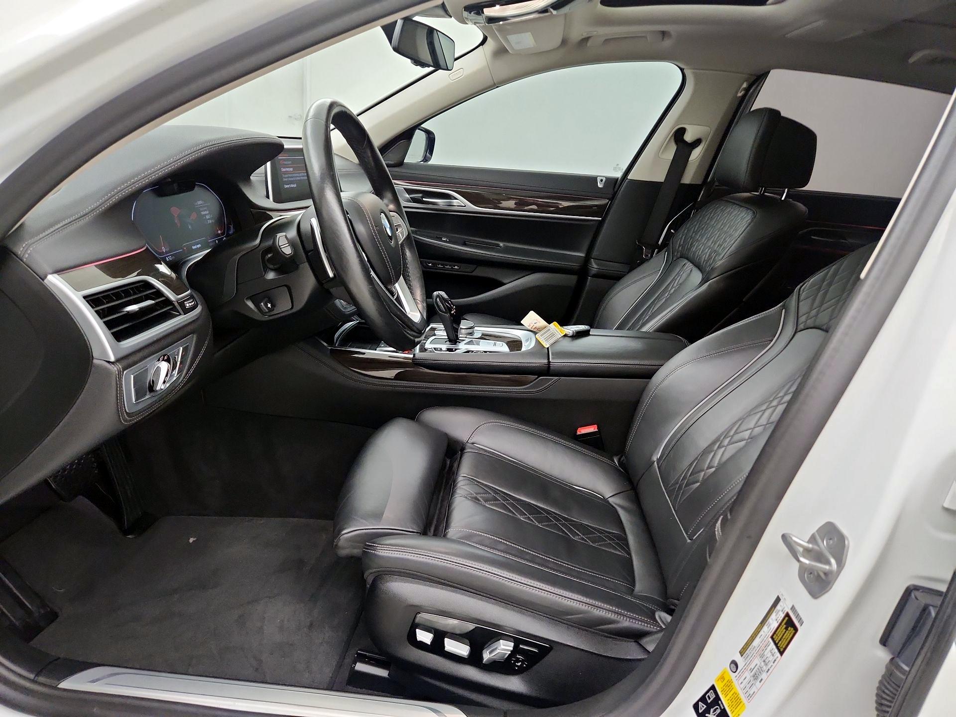 Thumbnail: 2022 BMW 7 Series - 11