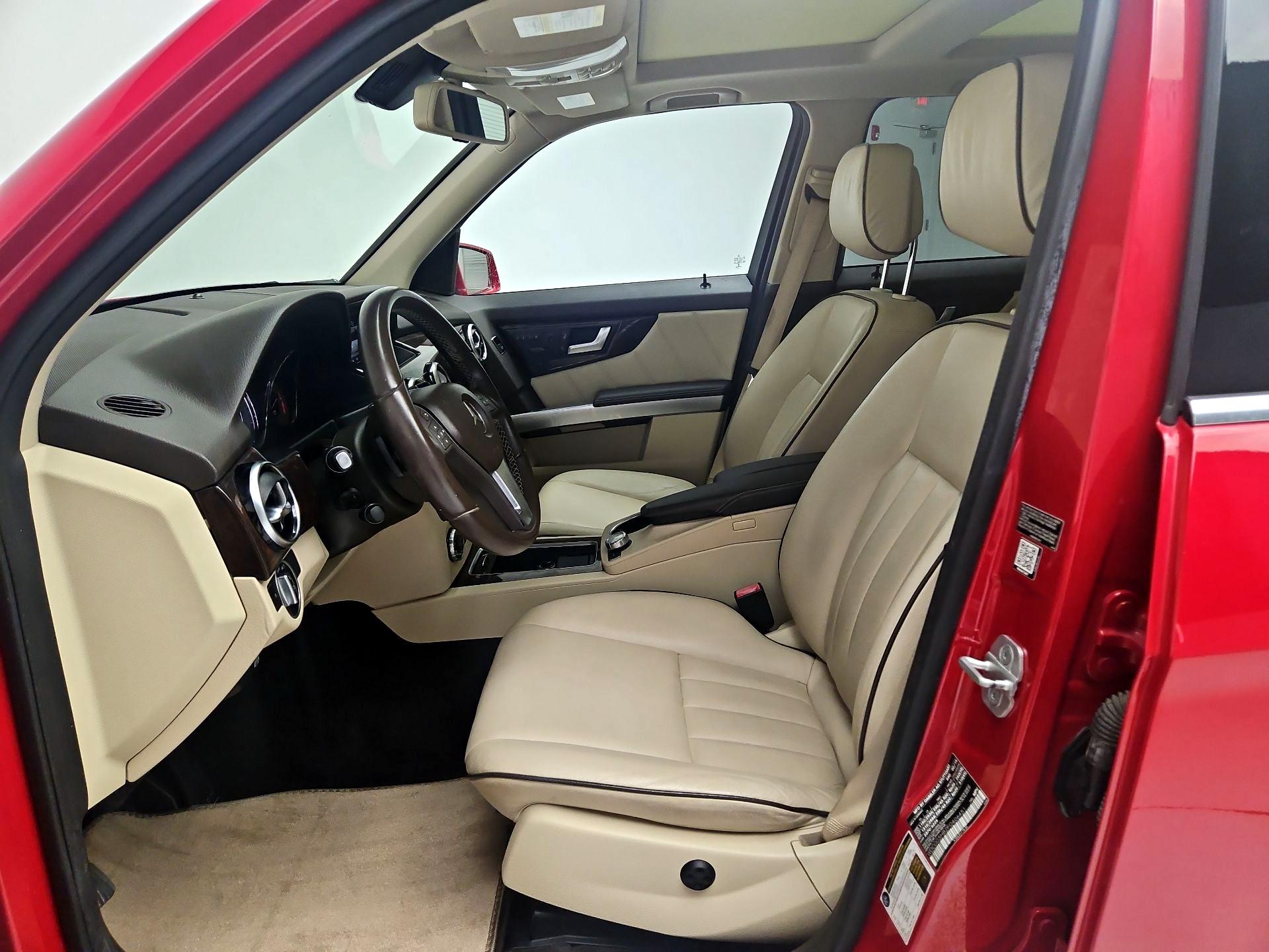 Thumbnail: 2015 Mercedes-Benz GLK - 11