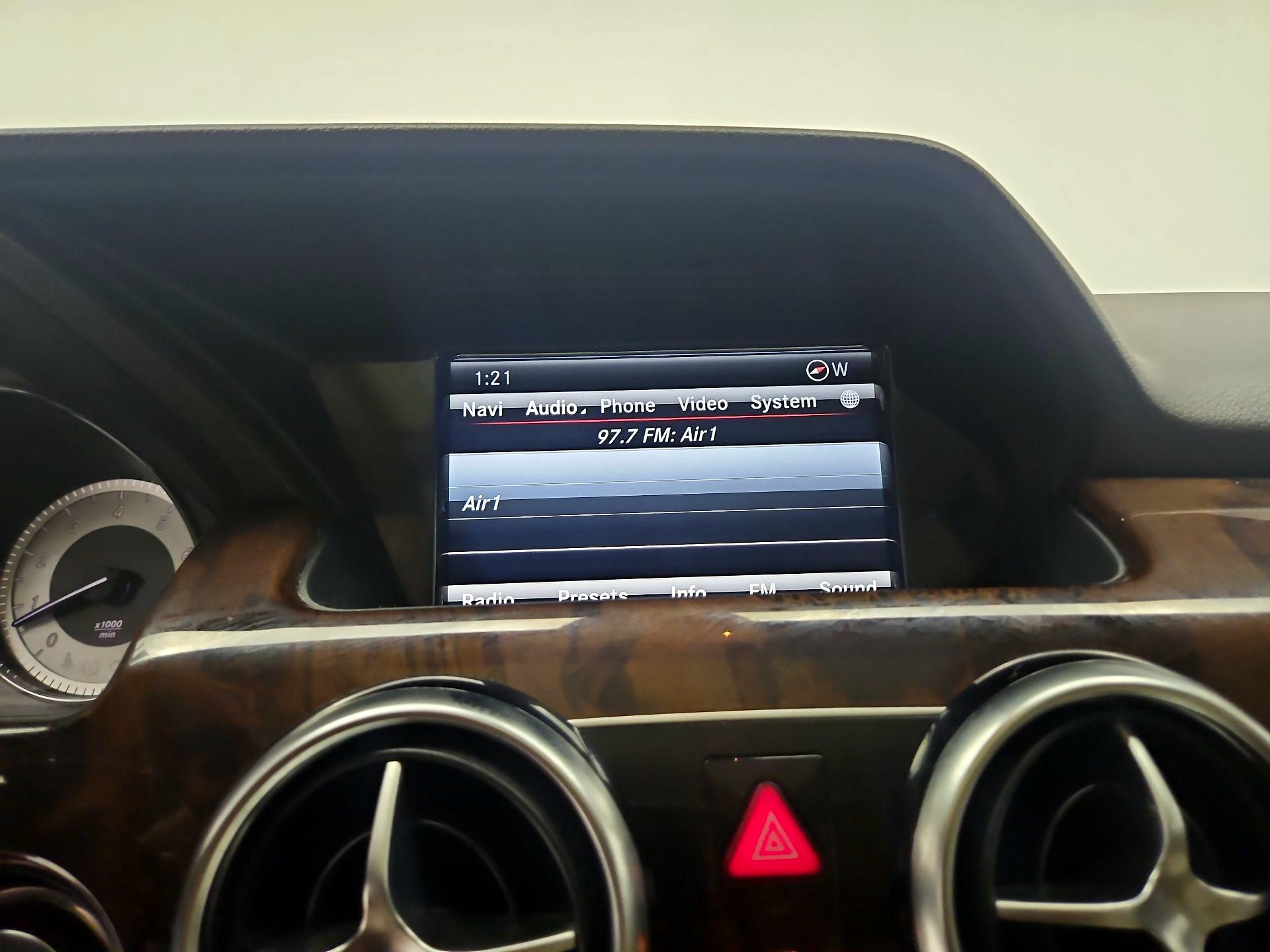 Thumbnail: 2015 Mercedes-Benz GLK - 16