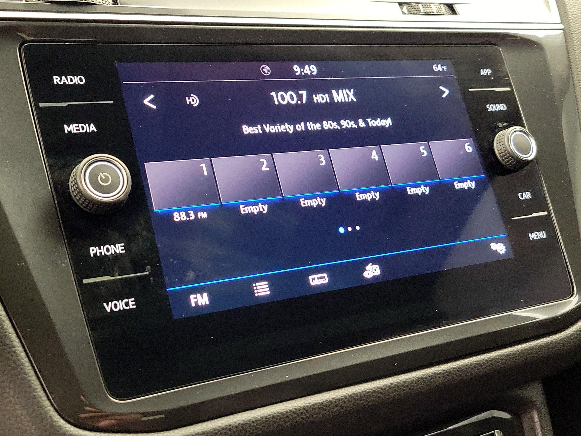 Thumbnail: 2020 Volkswagen Tiguan - 15