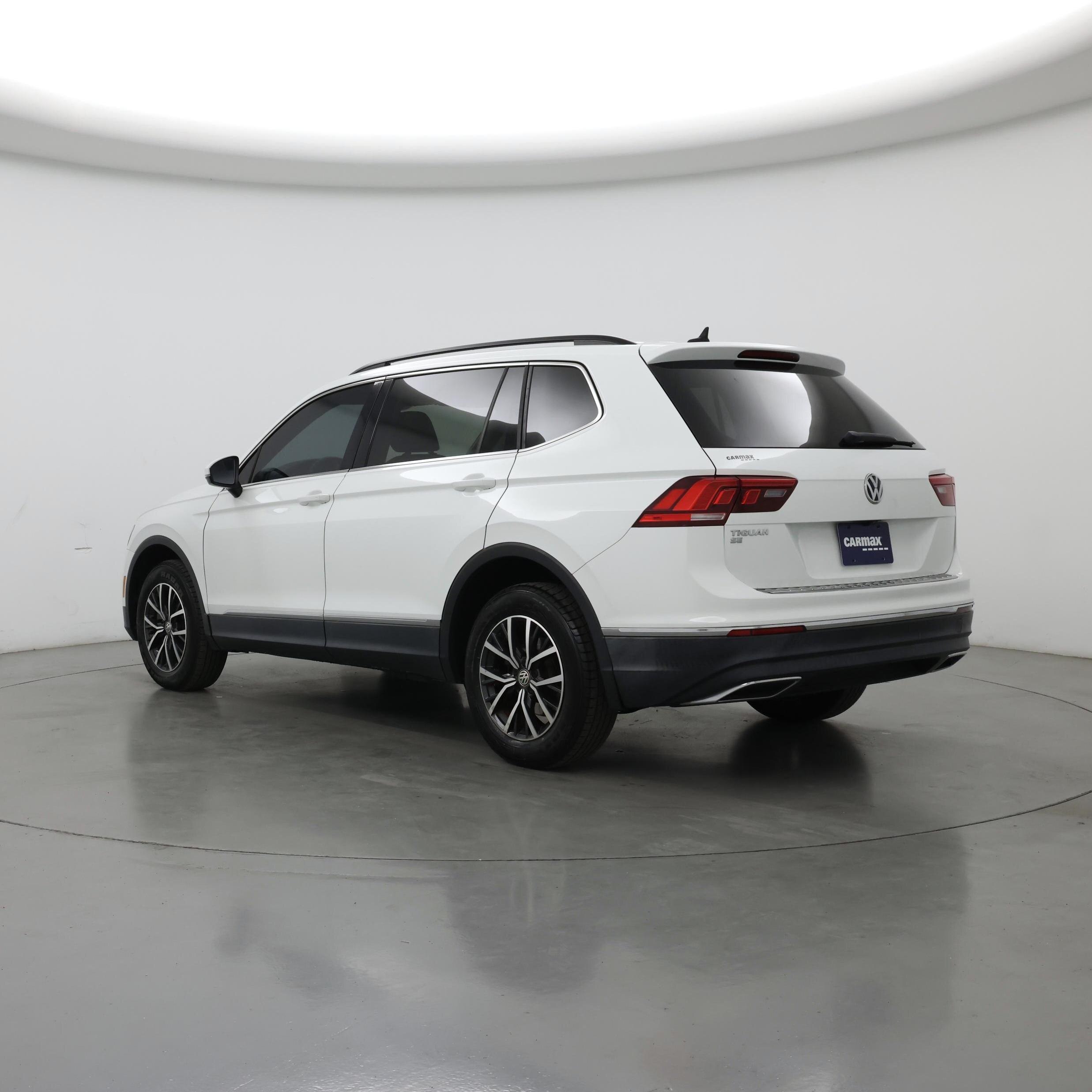 Thumbnail: 2020 Volkswagen Tiguan - 2