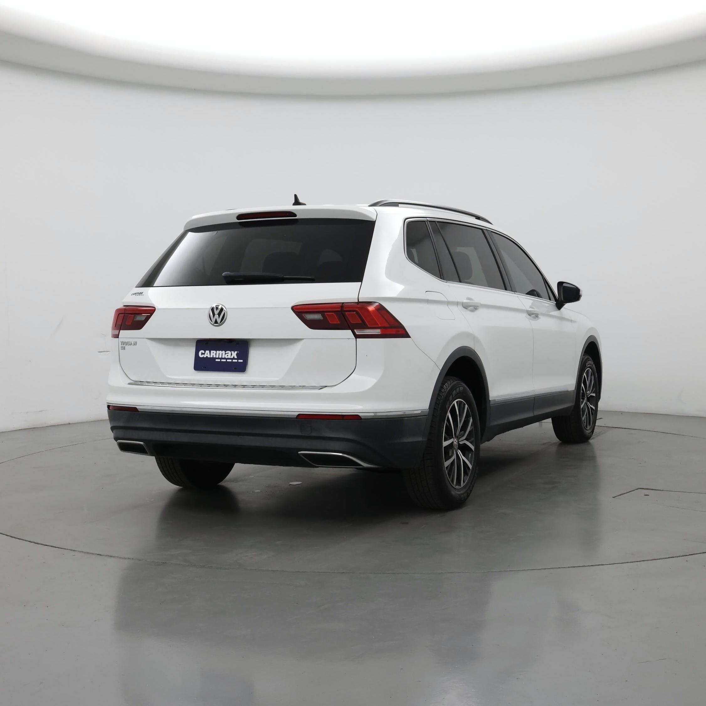 Thumbnail: 2020 Volkswagen Tiguan - 8